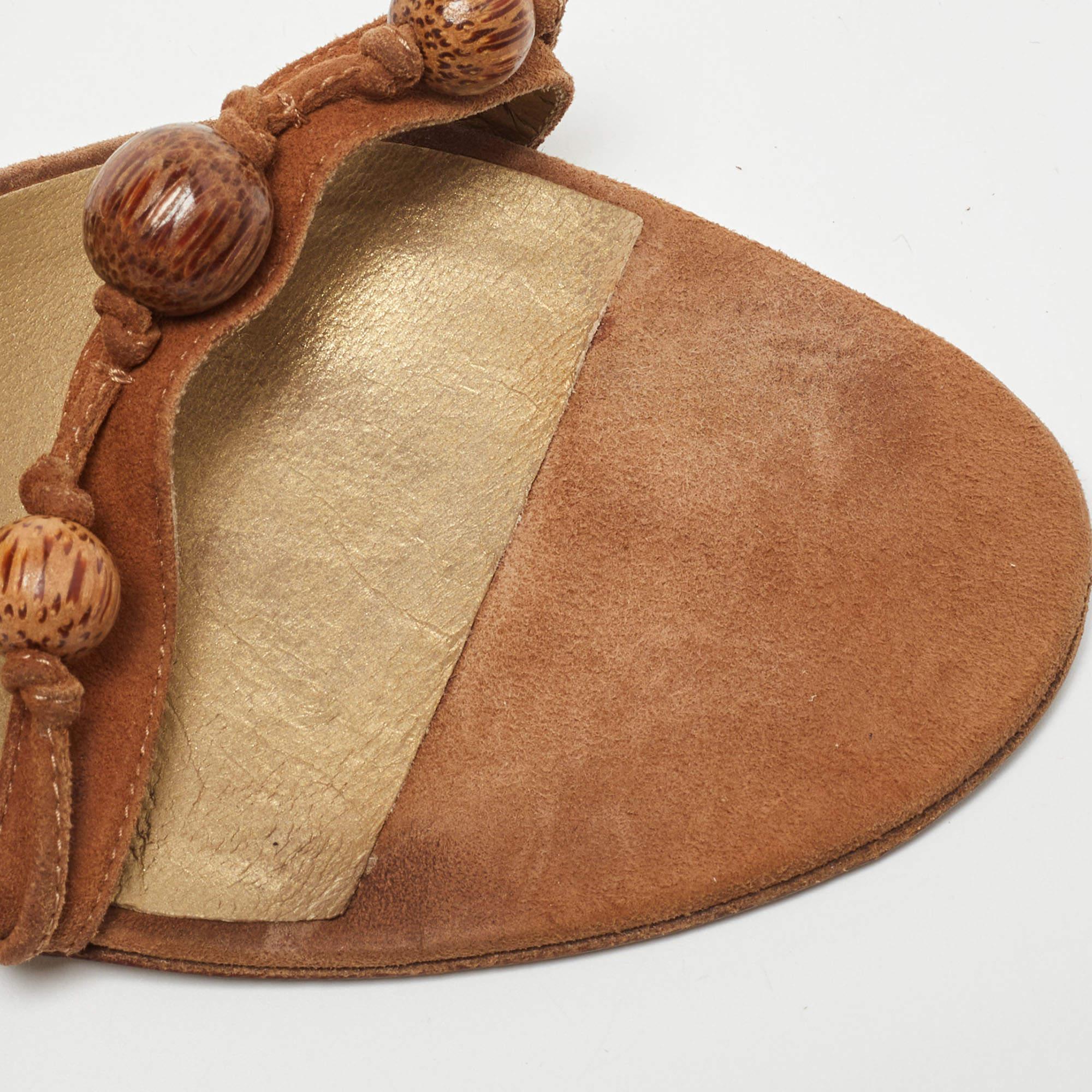 Givenchy Brown Wildleder Knöchel Krawatte Sandalen Größe 37.5 im Angebot 2