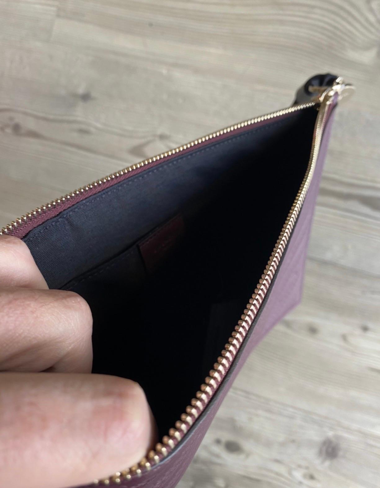 Women's or Men's Givenchy burgundi leather Clutch Bag For Sale