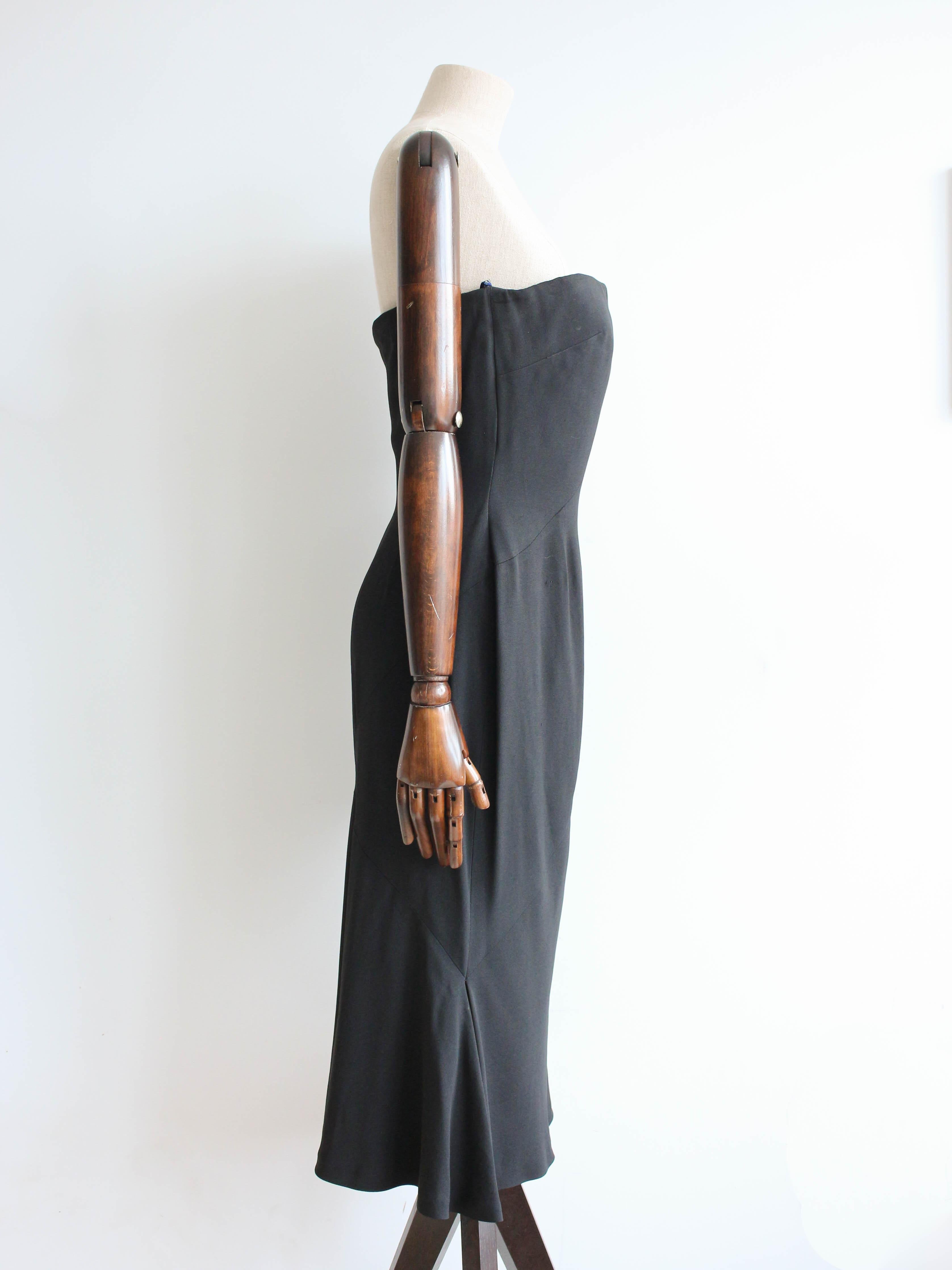 Women's Givenchy by Alexander McQueen Autumn/Winter 1997 Black Strapless Corseted Dress For Sale