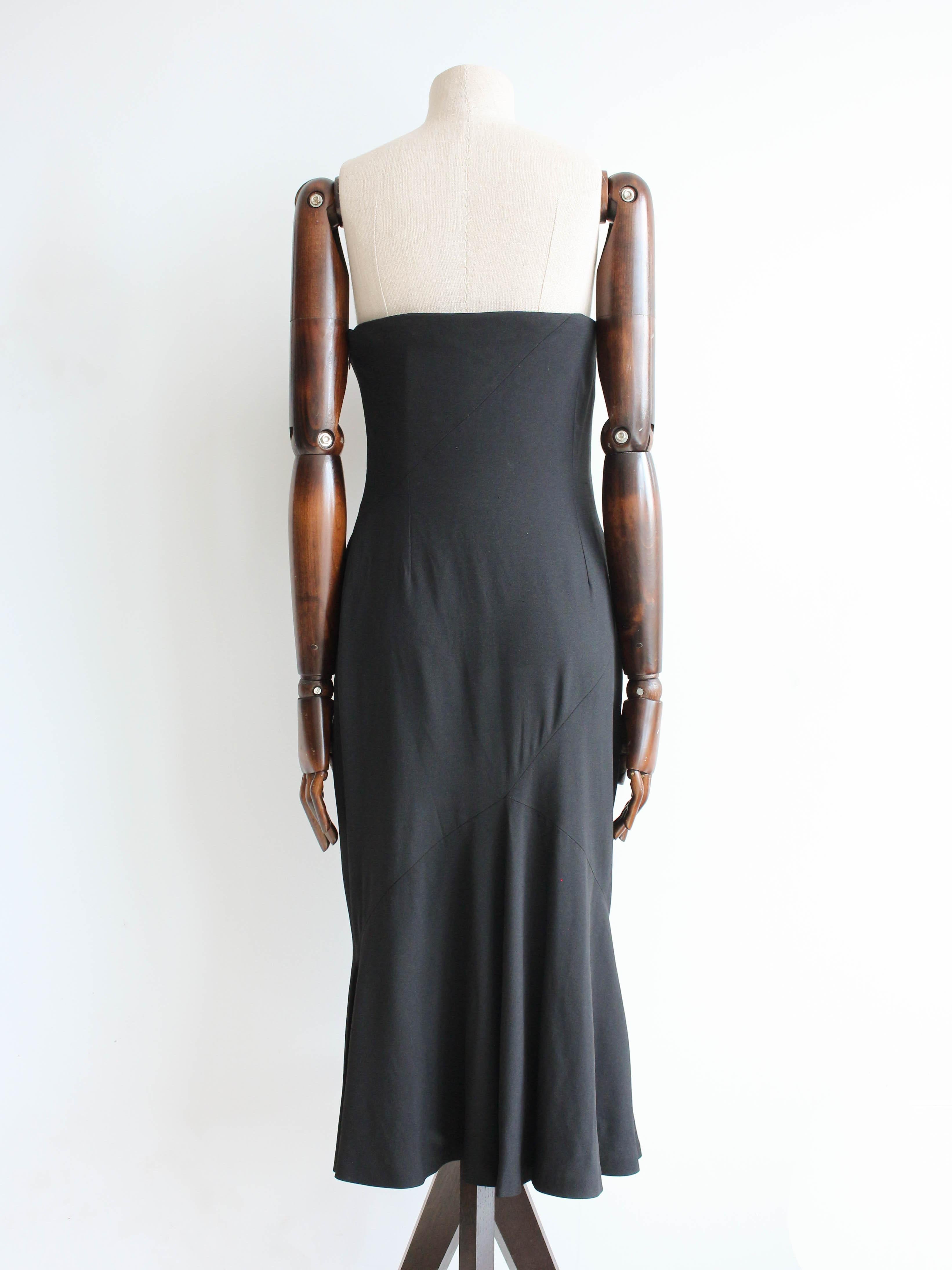 Givenchy by Alexander McQueen Autumn/Winter 1997 Black Strapless Corseted Dress For Sale 1