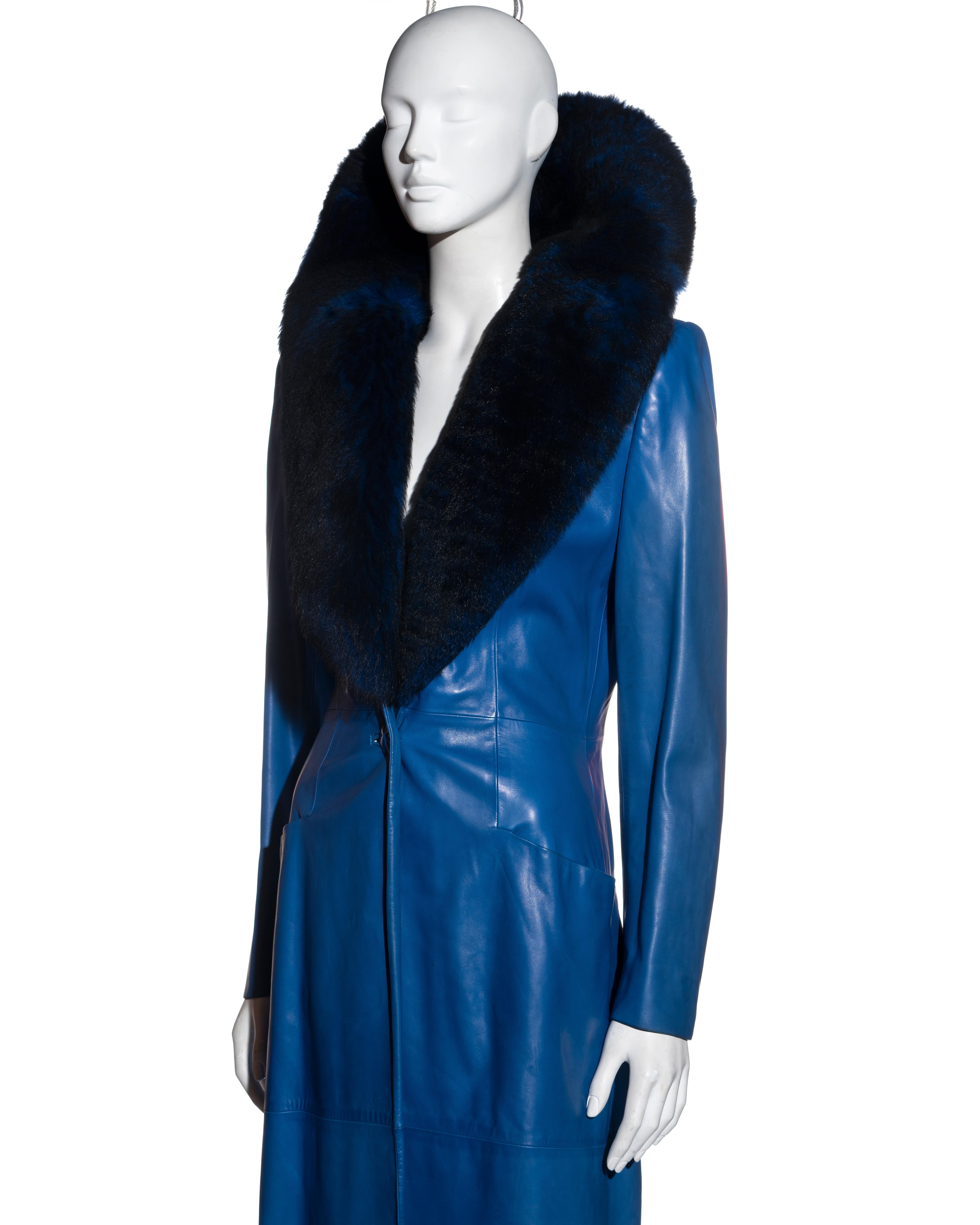 Givenchy by Alexander McQueen blue leather coat with faux fur collar, fw 1998 In Good Condition In London, GB