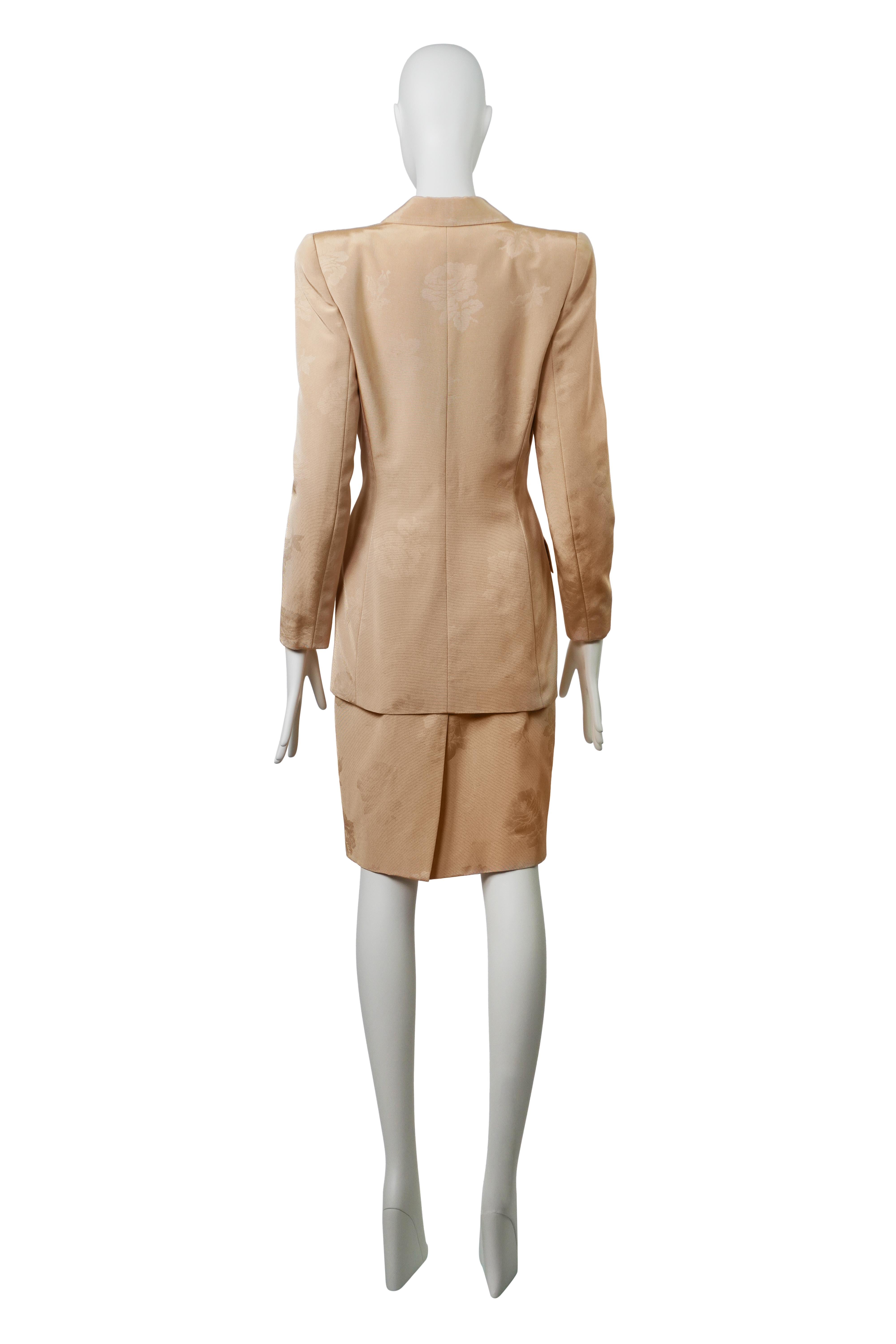GIVENCHY By ALEXANDER MCQUEEN S/S 1998 Raro Traje con Falda de Jacquard en venta 1