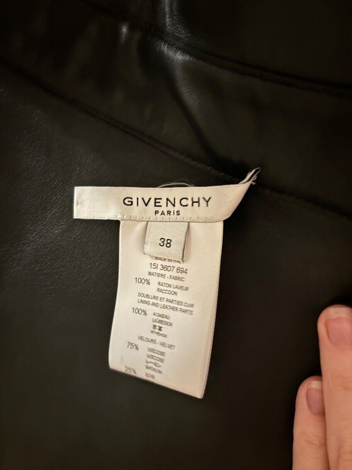 GIVENCHY by RICCARDO TISCI 2015 runway navy and black fur vest 2