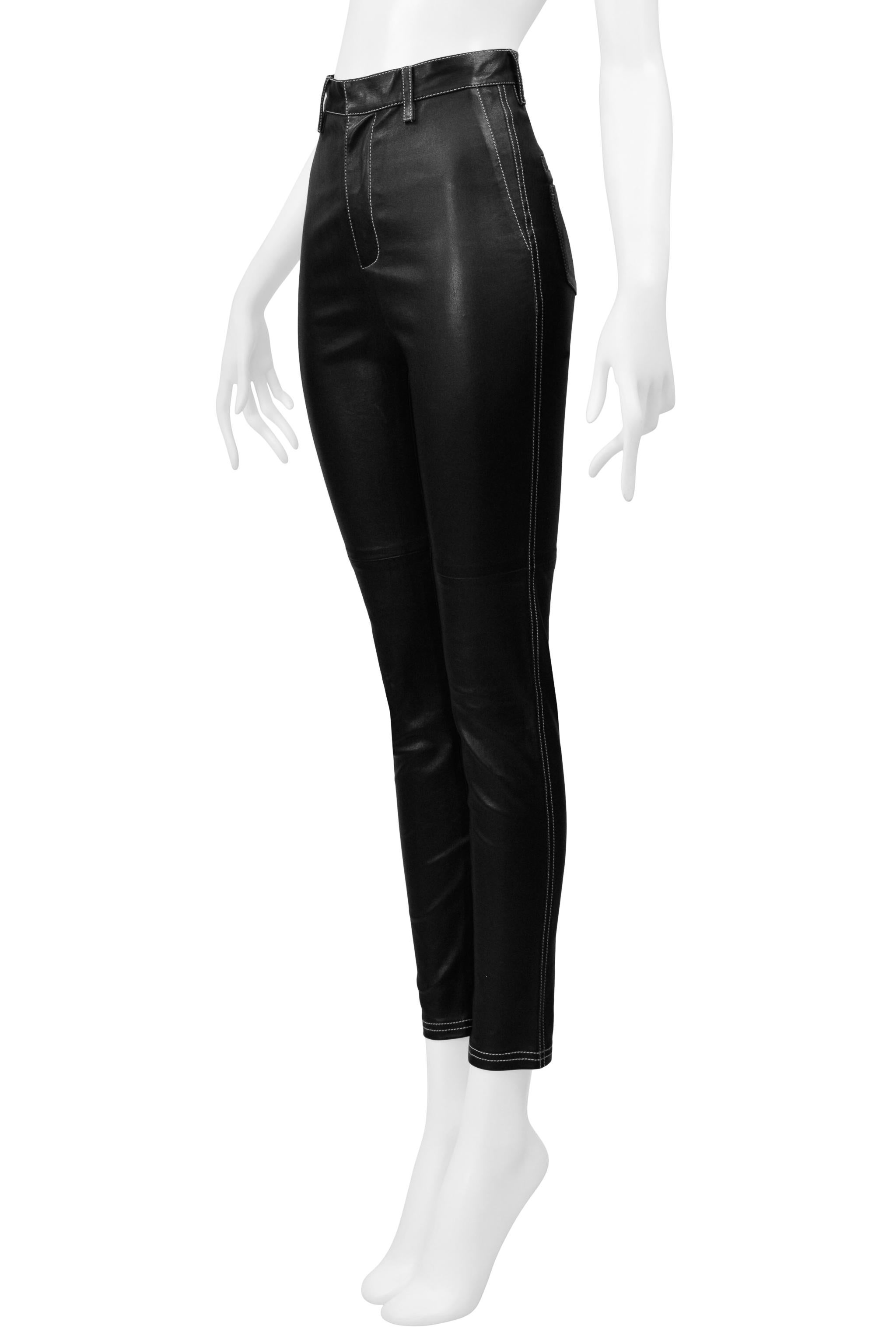 Noir Givenchy par Riccardo Tisci  Pantalon en cuir noir avec Stitch by Stitch 2015 en vente