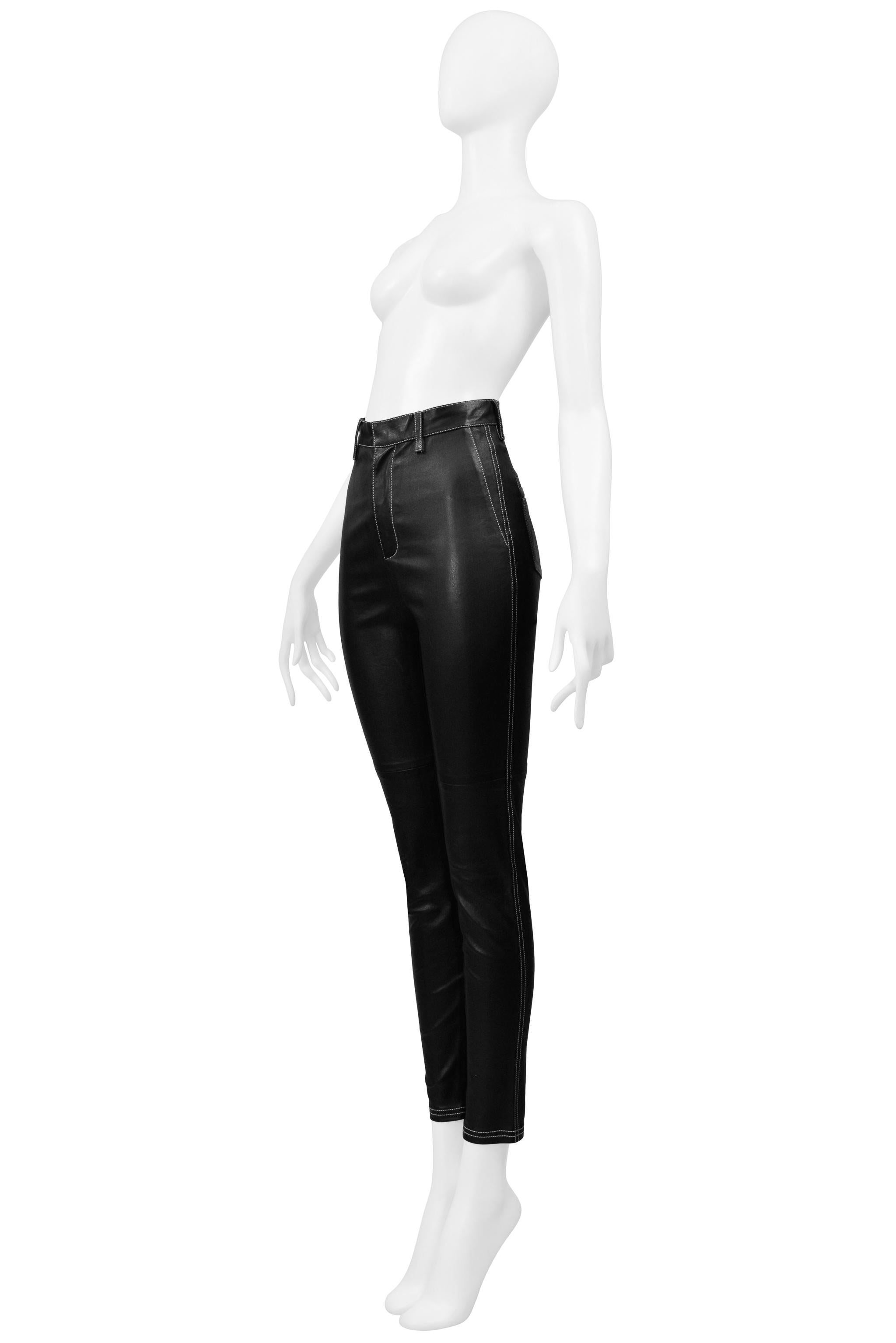 Givenchy par Riccardo Tisci  Pantalon en cuir noir avec Stitch by Stitch 2015 Excellent état - En vente à Los Angeles, CA
