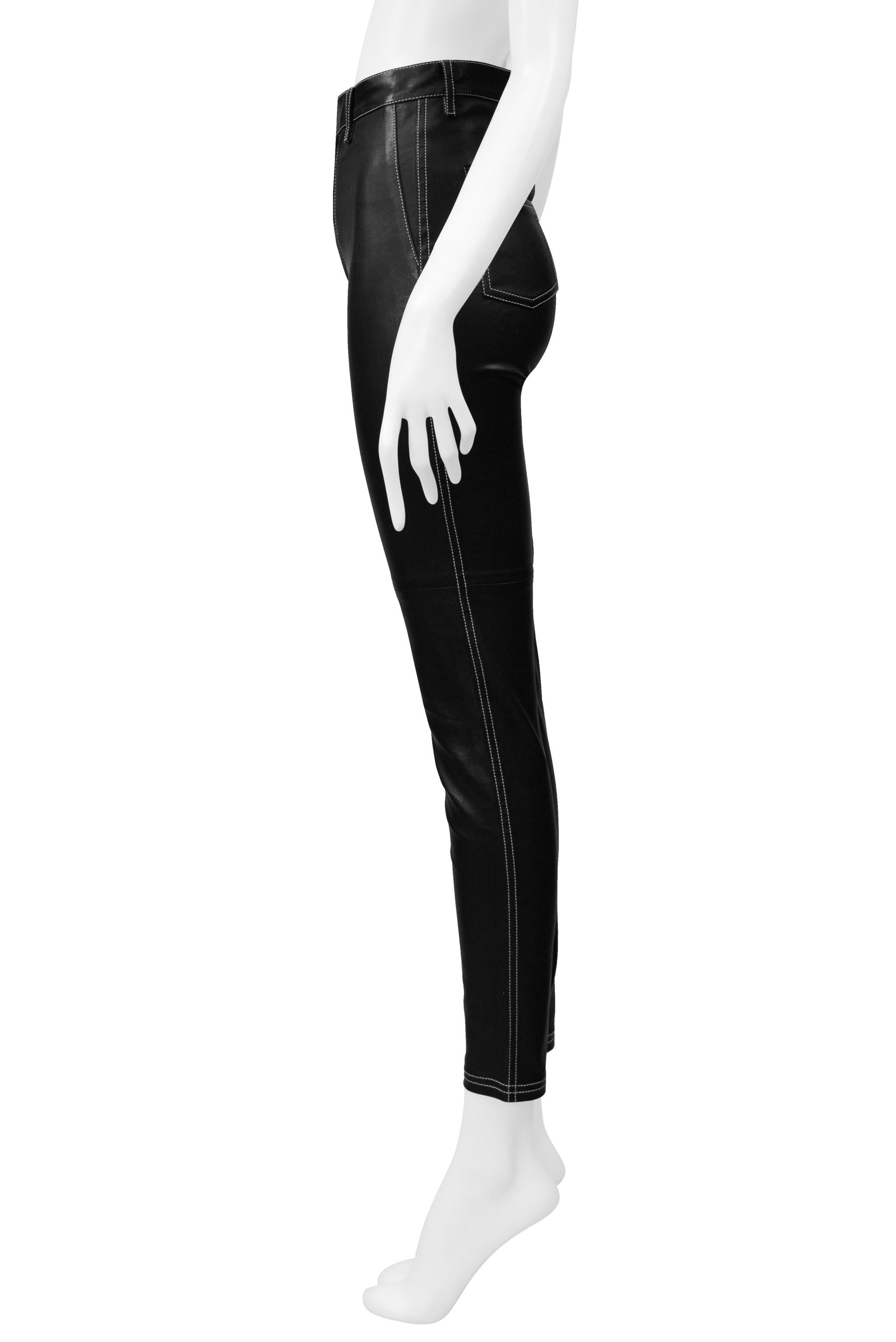 Givenchy par Riccardo Tisci  Pantalon en cuir noir avec Stitch by Stitch 2015 Pour femmes en vente