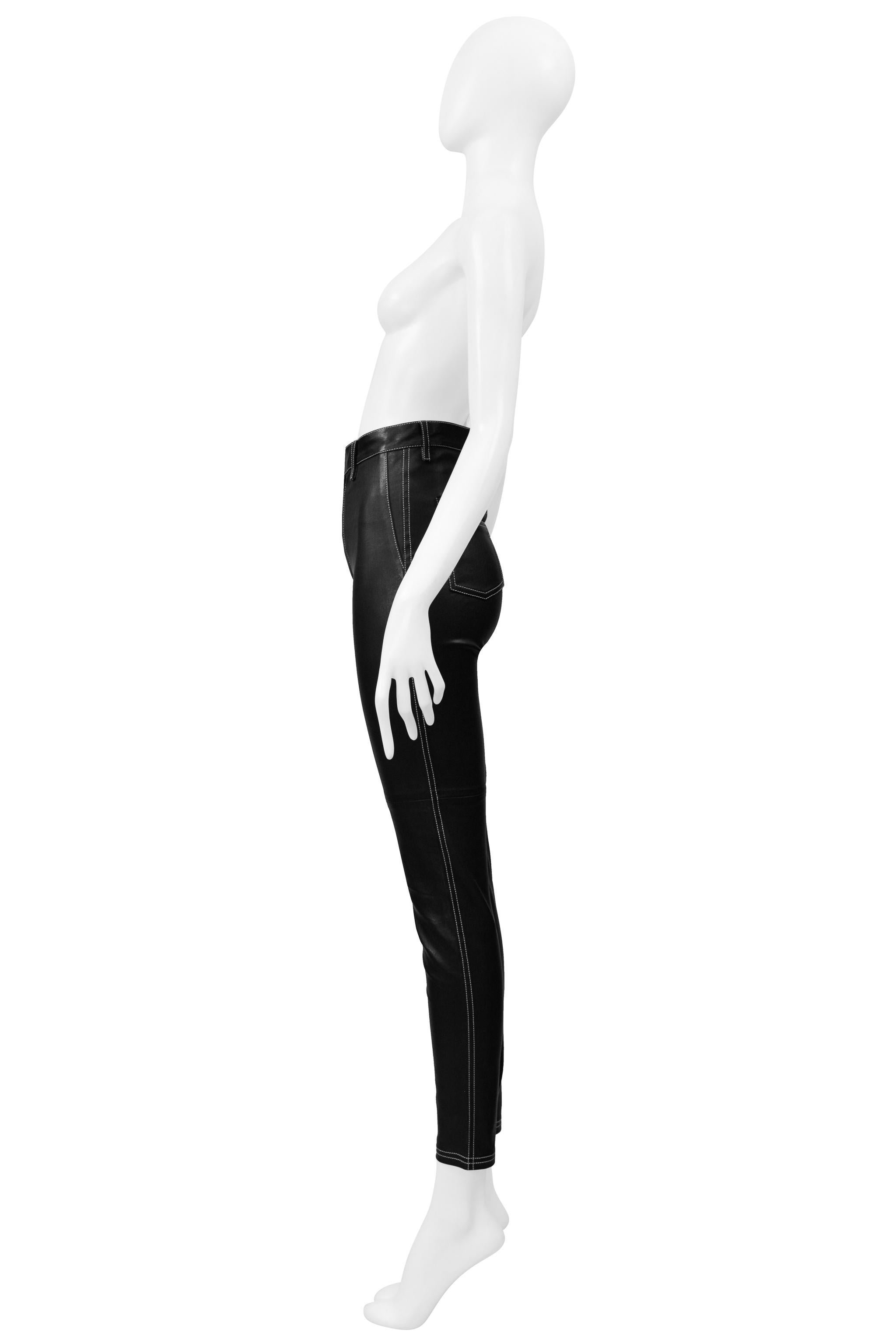 Givenchy par Riccardo Tisci  Pantalon en cuir noir avec Stitch by Stitch 2015 en vente 1