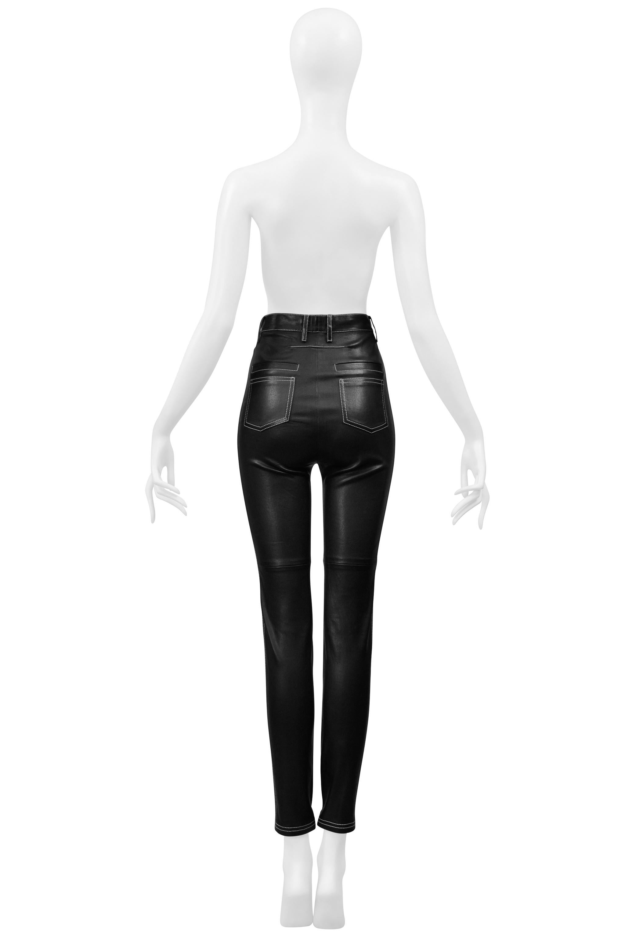 Givenchy par Riccardo Tisci  Pantalon en cuir noir avec Stitch by Stitch 2015 en vente 2