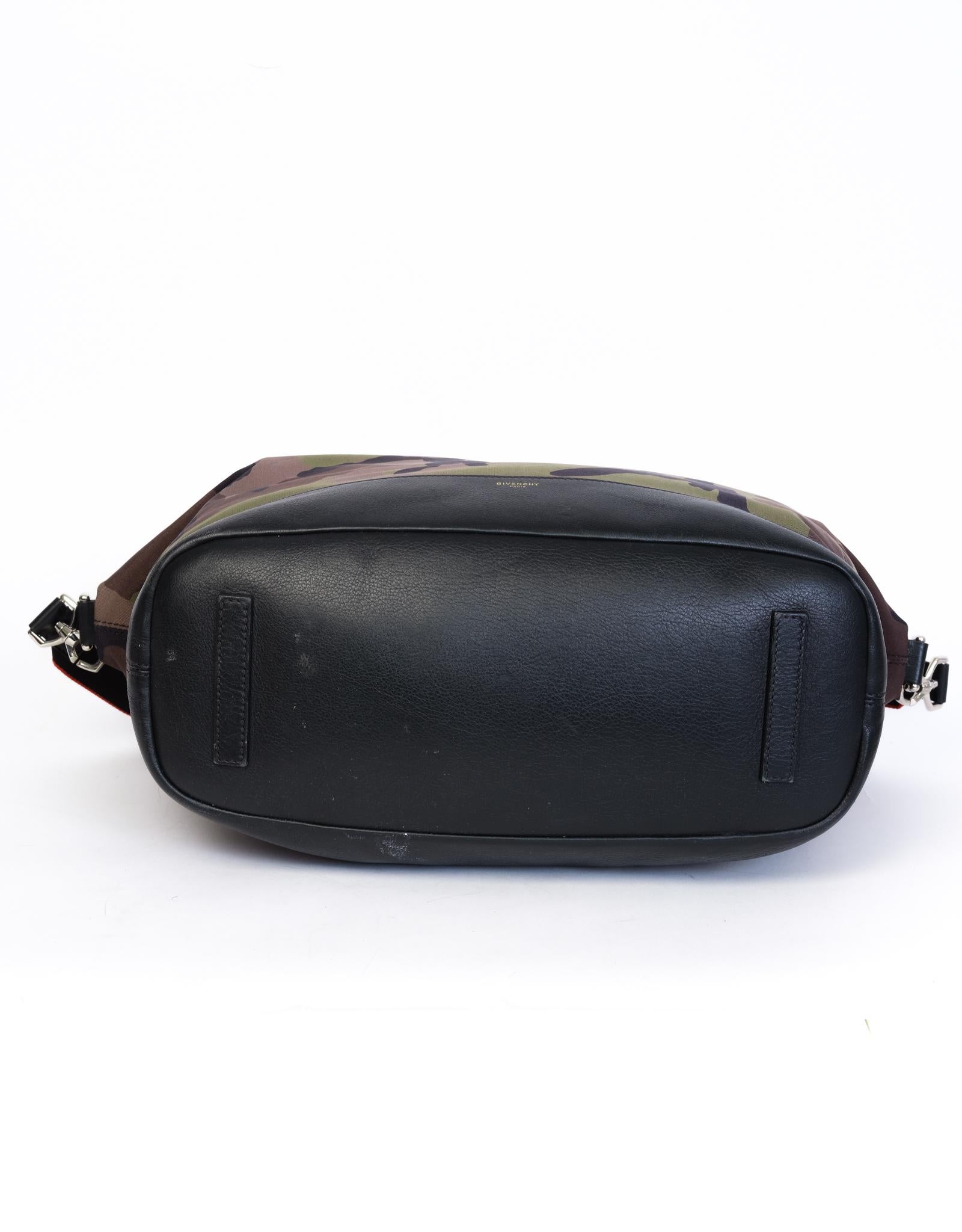 Camo Nightengale Duffle Bag von Givenchy (Schwarz)