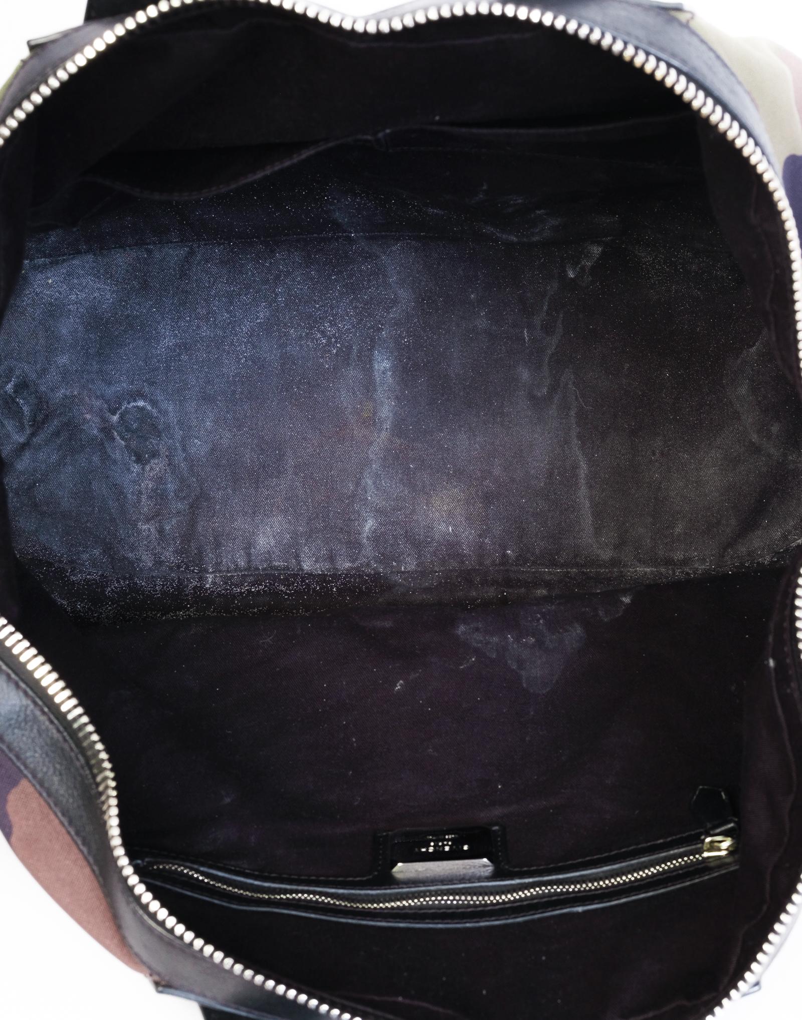 Camo Nightengale Duffle Bag von Givenchy für Damen oder Herren im Angebot