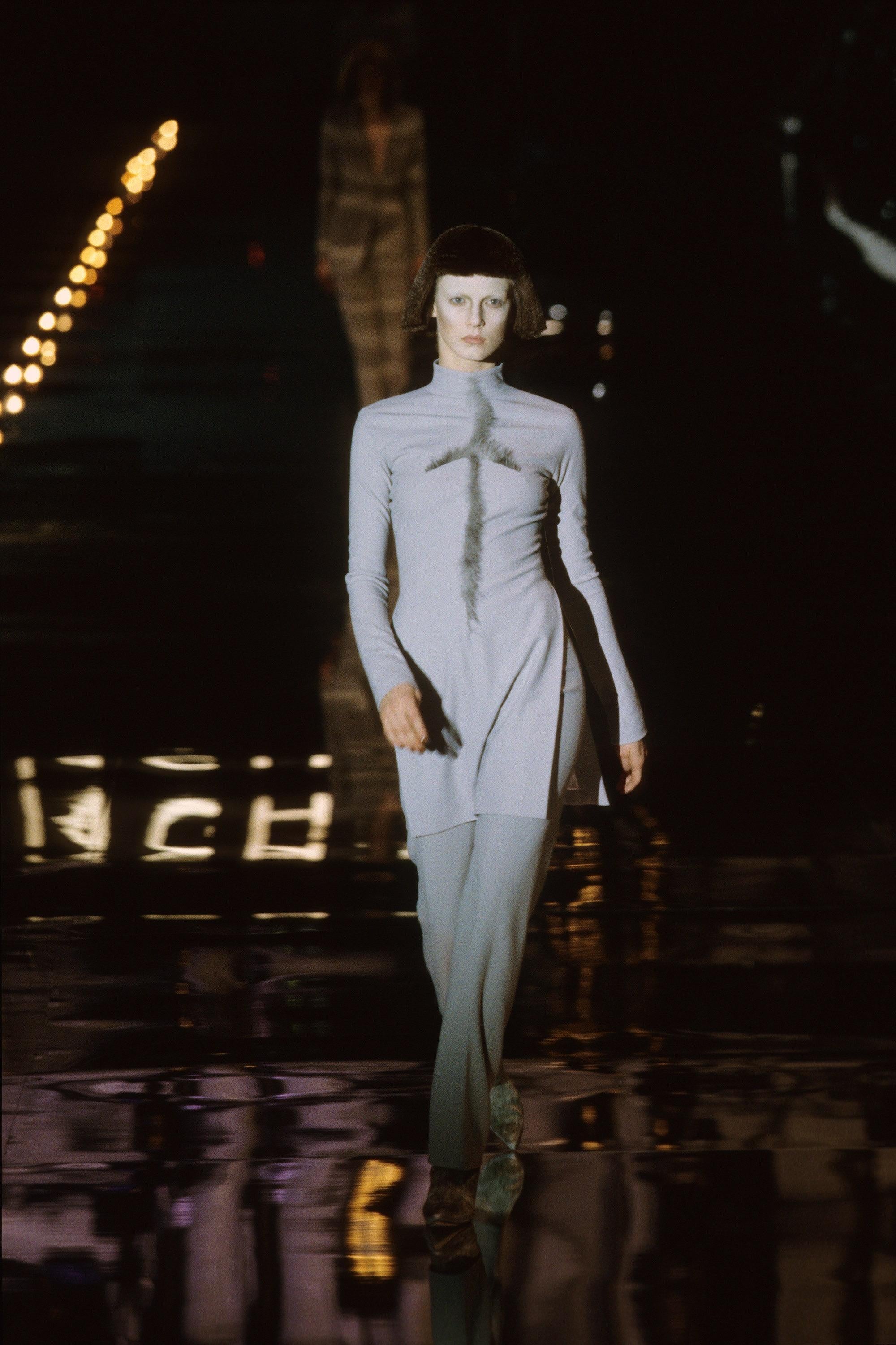 Givenchy Couture by Alexander McQueen F/W 1999 Runway Size 6 Vintage Tunic Pants For Sale 12