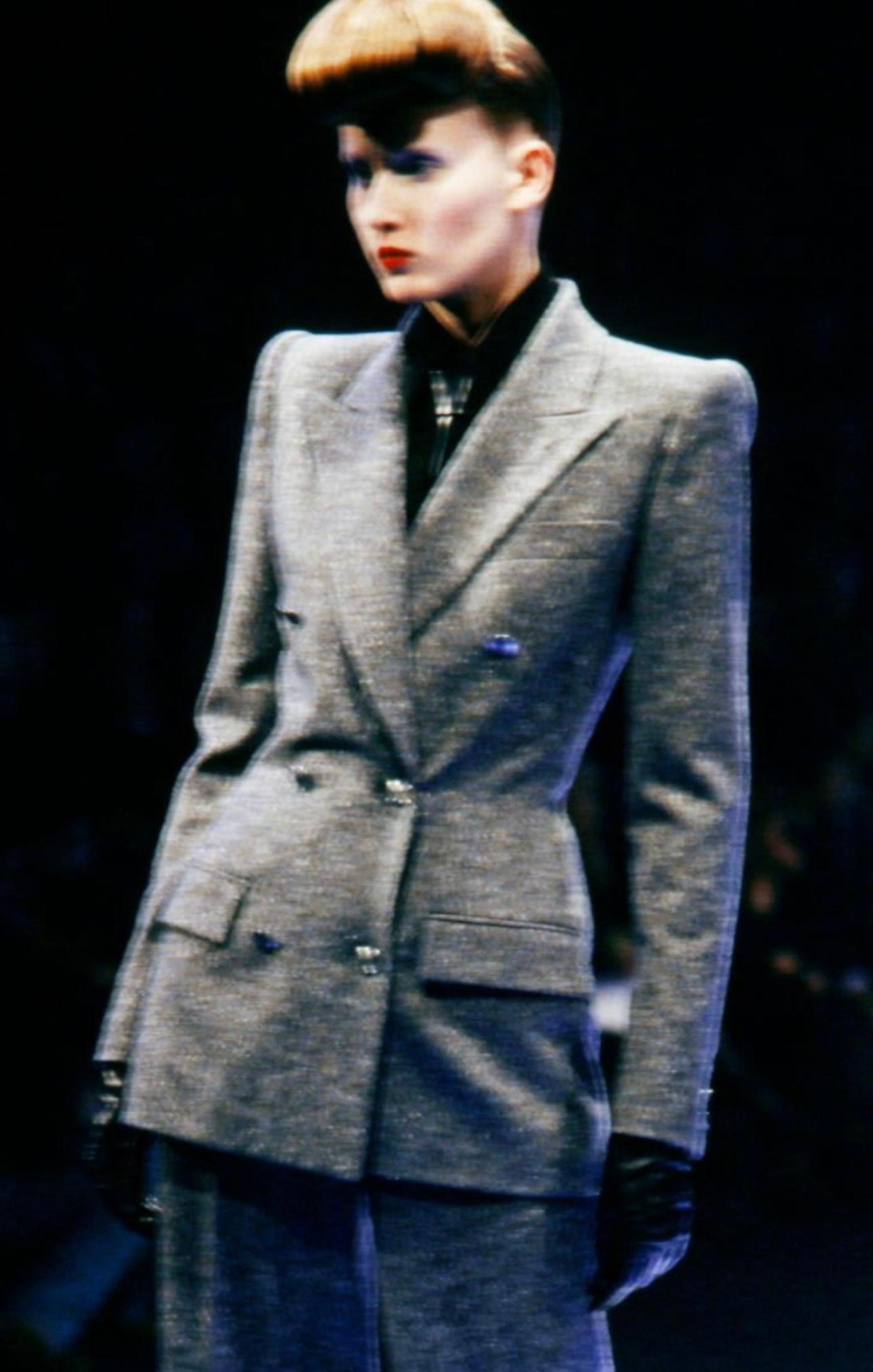 Givenchy Couture by Alexander McQueen Herbst 1998 graue Jacke (Grau) im Angebot