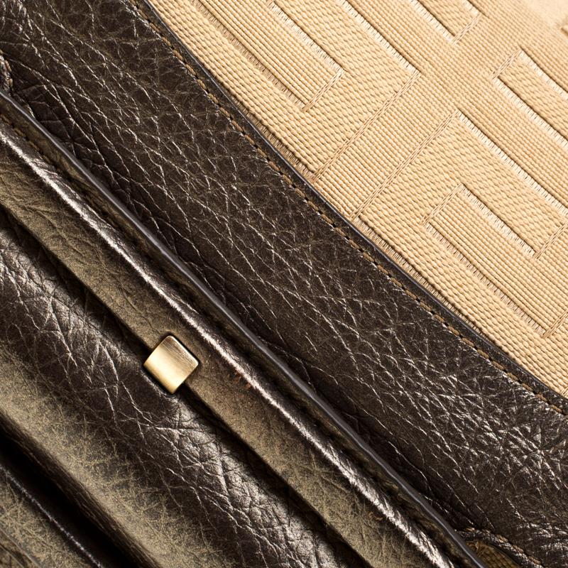 Satchel aus cremefarbenem Segeltuch und metallischem braunem Leder von Givenchy im Angebot 6