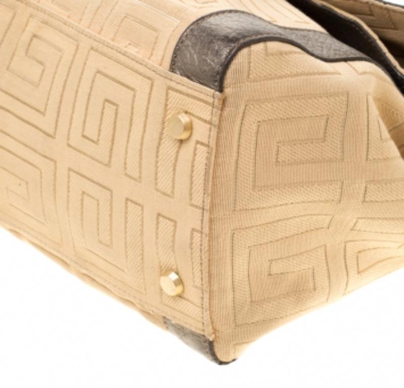 Givenchy Satchel aus cremefarbenem und metallisch braunem Canvas und Leder im Angebot 3