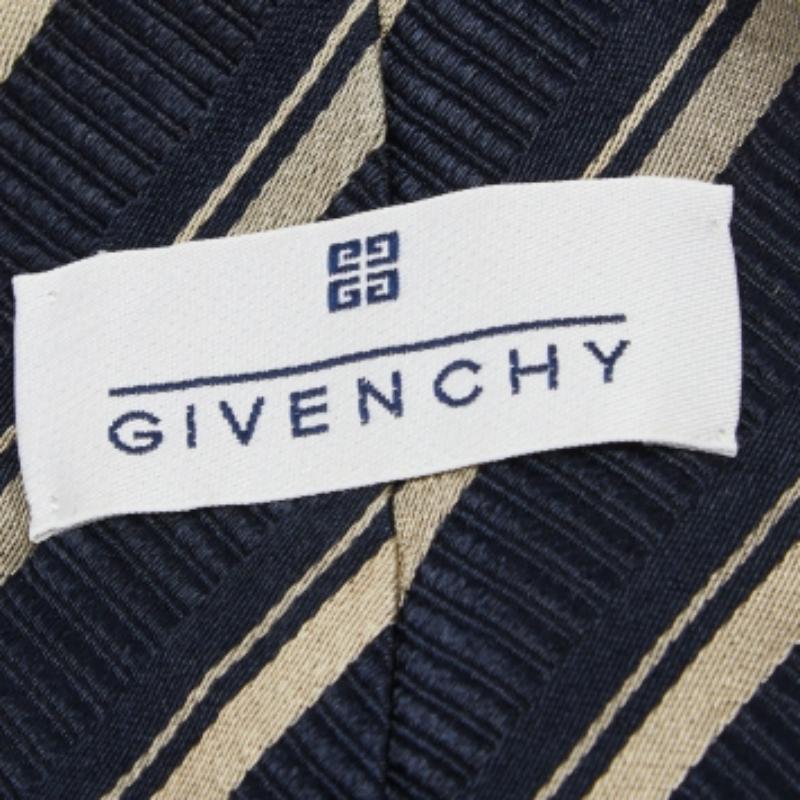 Givenchy Dark Blue & Gold Striped Silk Tie In Good Condition For Sale In Dubai, Al Qouz 2