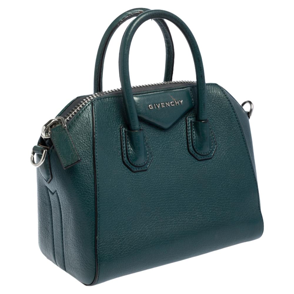 Givenchy Dark Green Leather Mini Antigona Satchel In Fair Condition In Dubai, Al Qouz 2