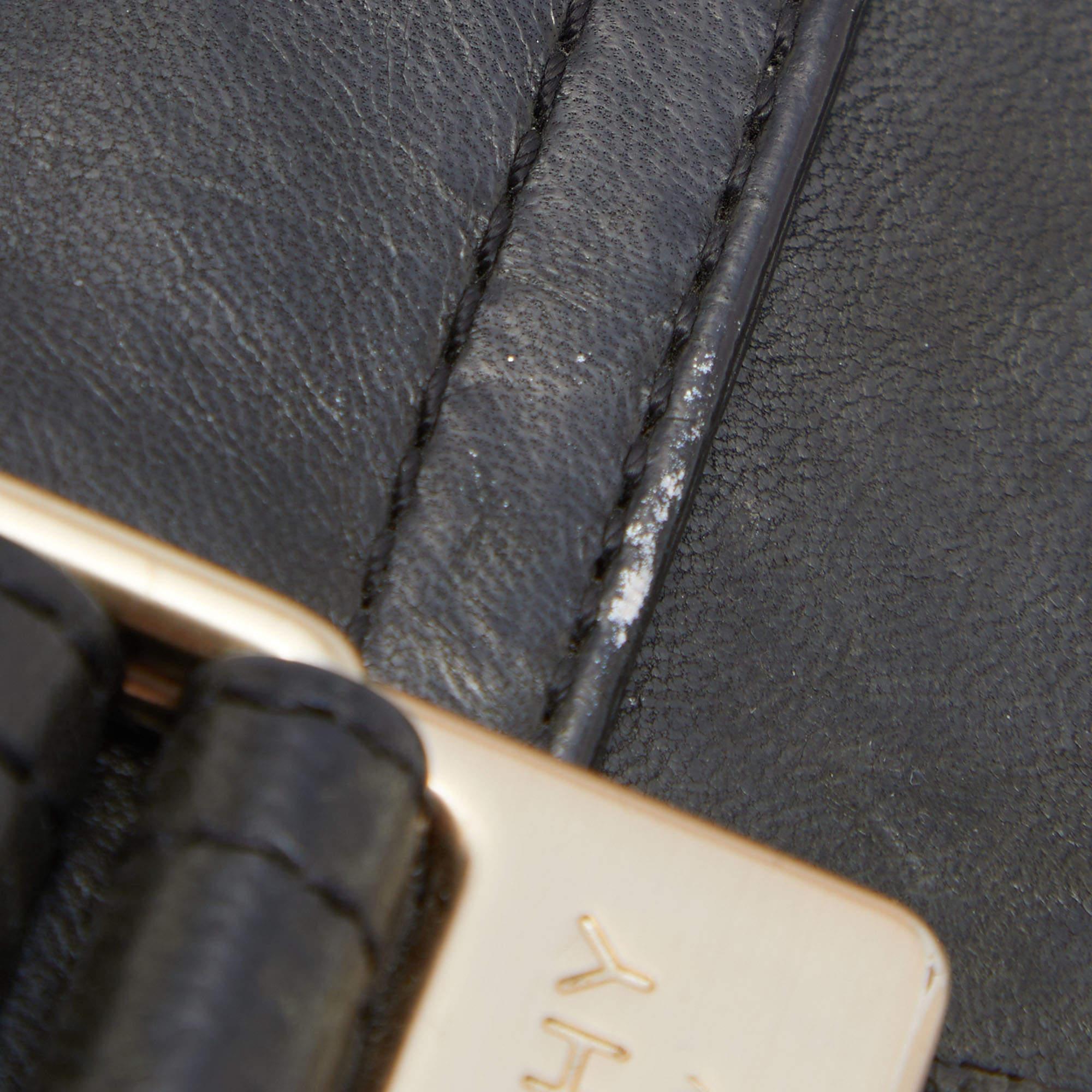 Women's Givenchy Deep Green Leather Flap Continental Wallet For Sale