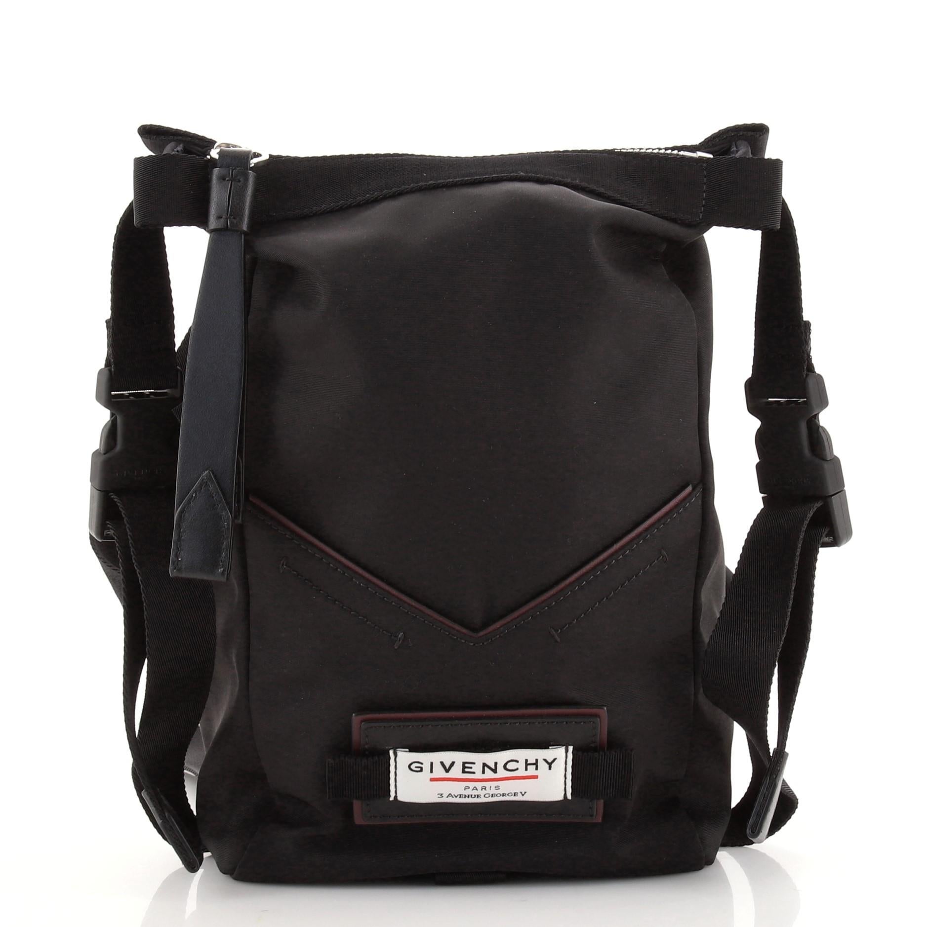 doorboren aan de andere kant, langzaam Givenchy Mini Backpack - For Sale on 1stDibs