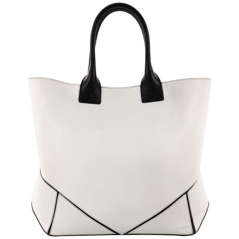 Givenchy Easy Convertible Tote Leather Medium For Sale at 1stdibs