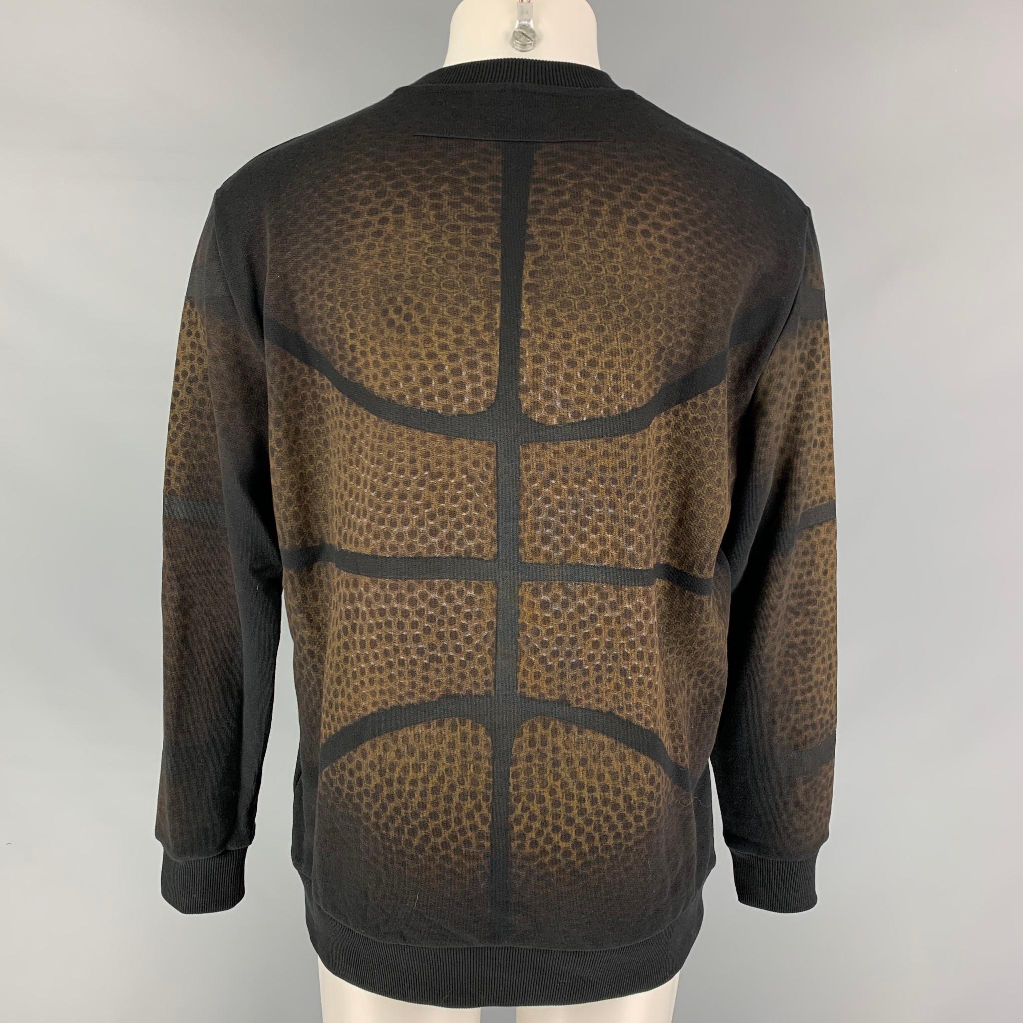 Men's GIVENCHY Fall 2014 Basketball Collection by Ricardo Tisci Size S Black Pullover
