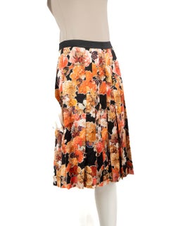 Givenchy Floral Print Silk Pleated Shorts Size M