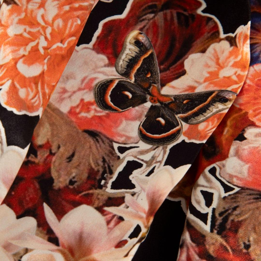 Givenchy Floral Print Silk Pleated Shorts Size M In Good Condition In London, GB