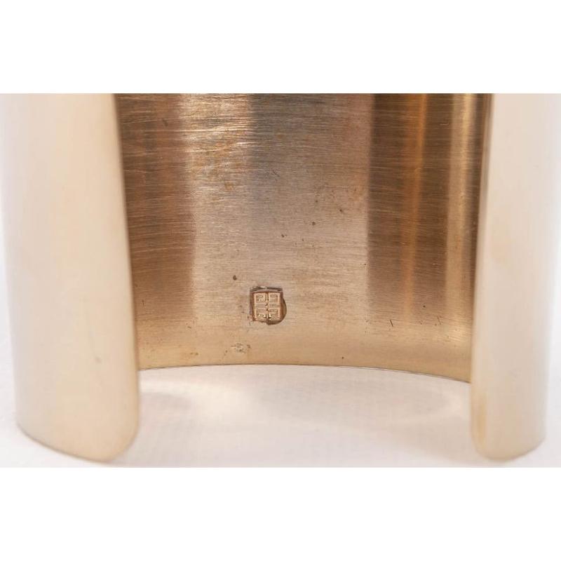 Bracciale in metallo dorato Givenchy in vendita 2