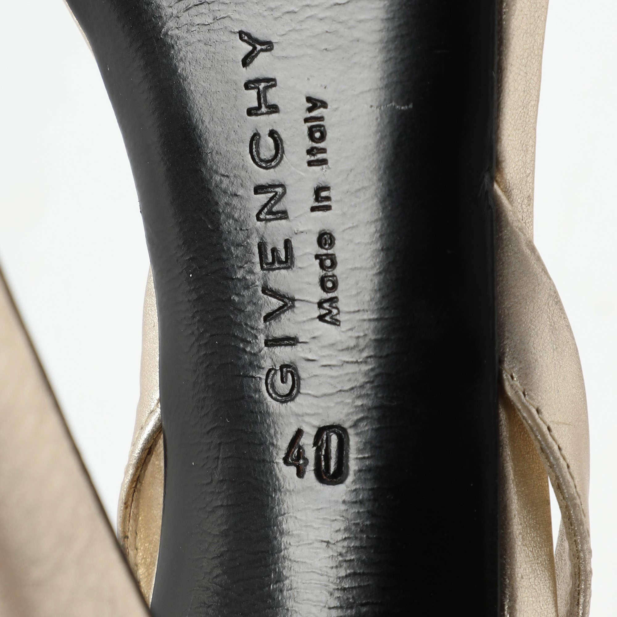 Givenchy Gold/Black Leather Ankle Strap Sandals Size 40 For Sale 3