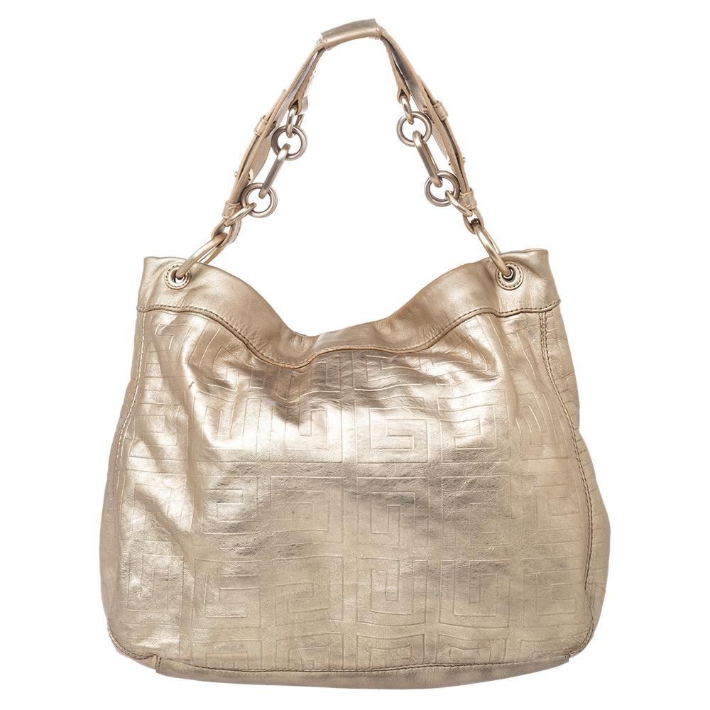 Givenchy Gold Monogram Patent Leather Hobo In Good Condition For Sale In Dubai, Al Qouz 2