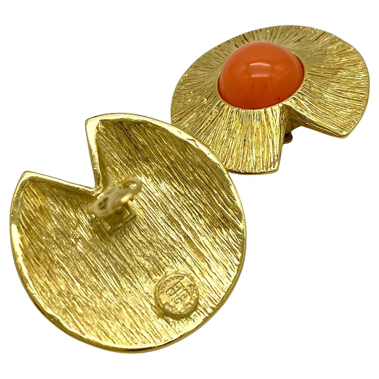 Givenchy Gold-tone Textured Clip-on Earrings In Good Condition For Sale In Atlanta, GA