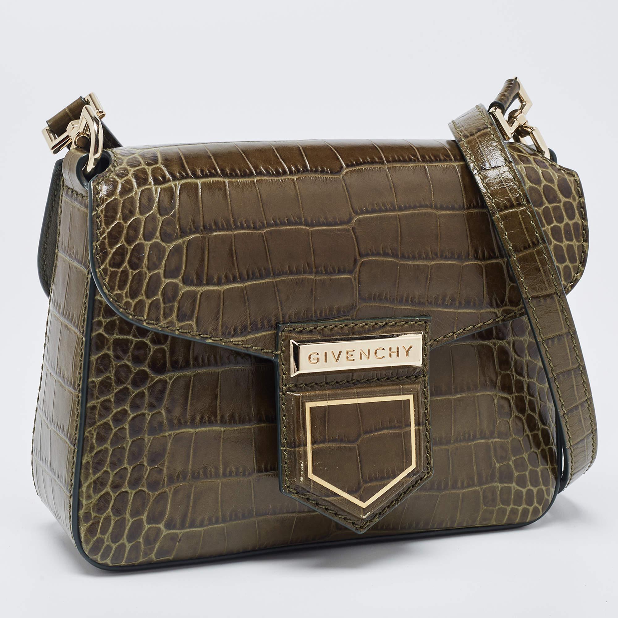 Givenchy Green Croc Embossed Leather Nobile Crossbody Bag In Good Condition In Dubai, Al Qouz 2