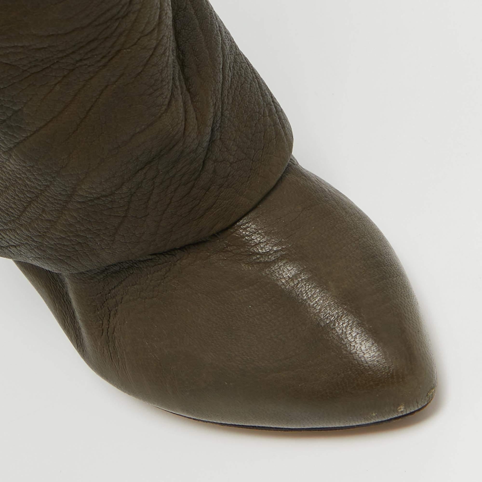 Givenchy Green Nubuck Leather Shark Lock Boots Size 35 3