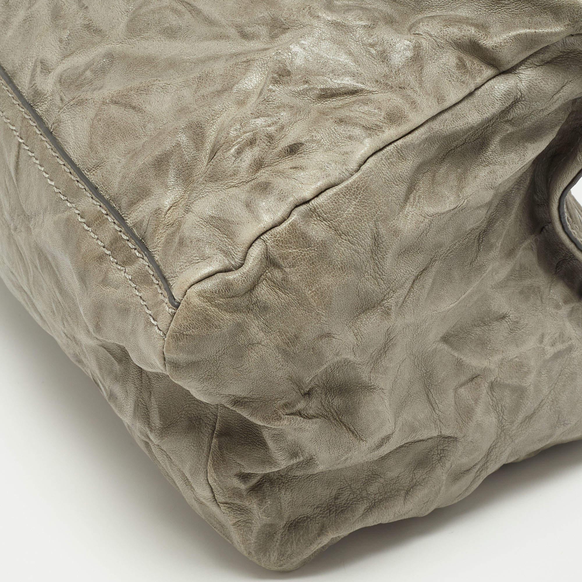 Givenchy - Sac Pandora moyen à poignée supérieure en cuir gris en vente 4
