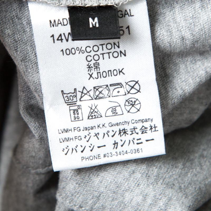 Givenchy Grey Photo Printed Cotton Crew Neck T-Shirt M In New Condition In Dubai, Al Qouz 2