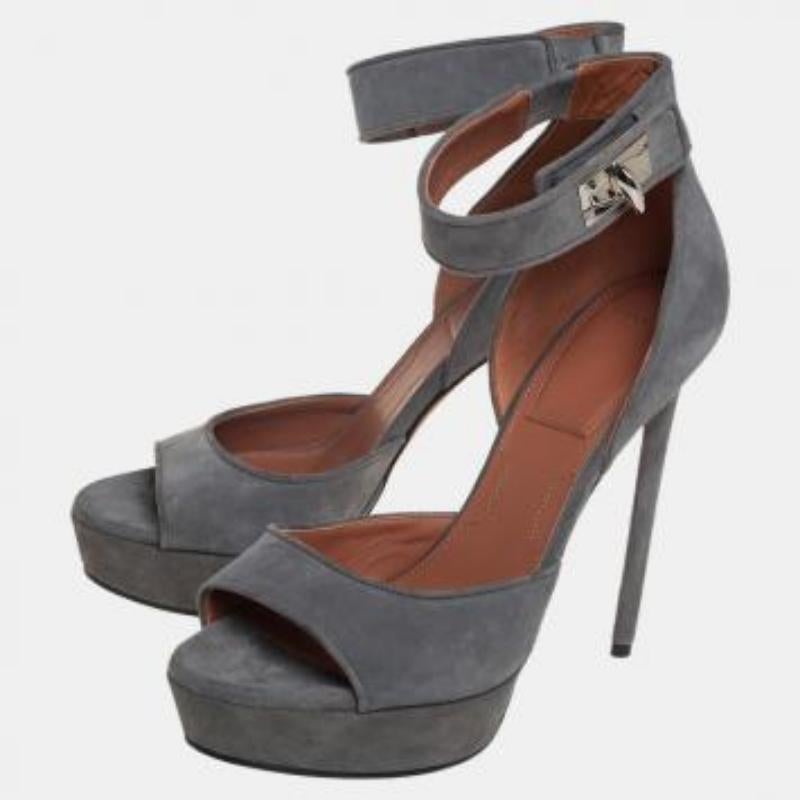 Givenchy Grey Suede Platform Ankle Strap Sandals Size 39 For Sale 3