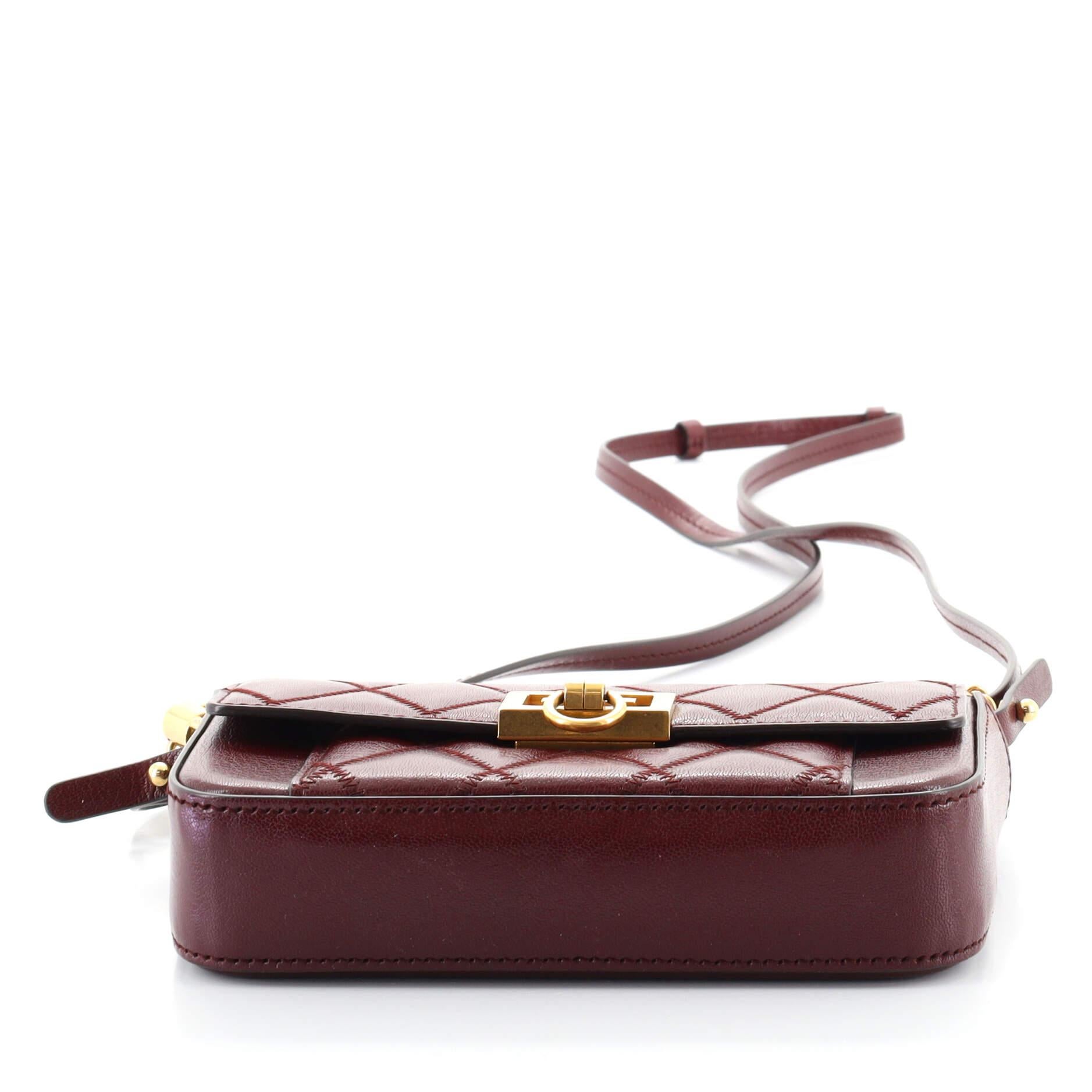 Givenchy GV3 Convertible Umhängetasche aus gestepptem Leder Mini für Damen oder Herren