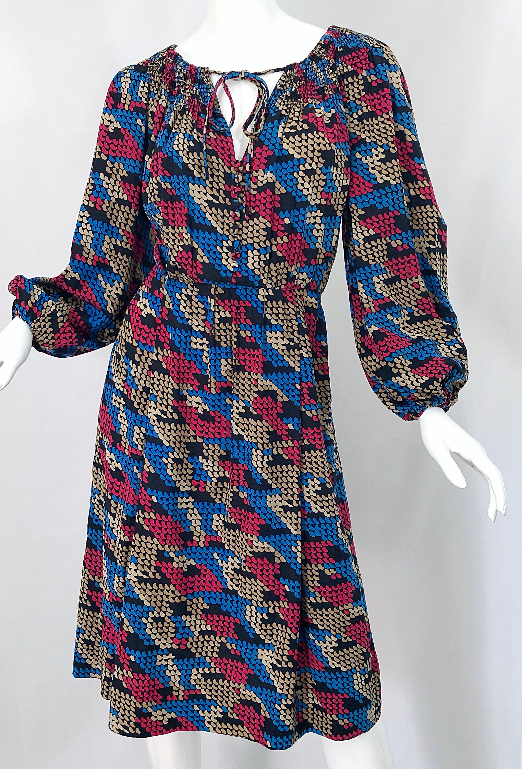 Givenchy Haute Couture 1970s Exaggerated Houndstooth Bishop Sleeve Vintage Dress For Sale 6