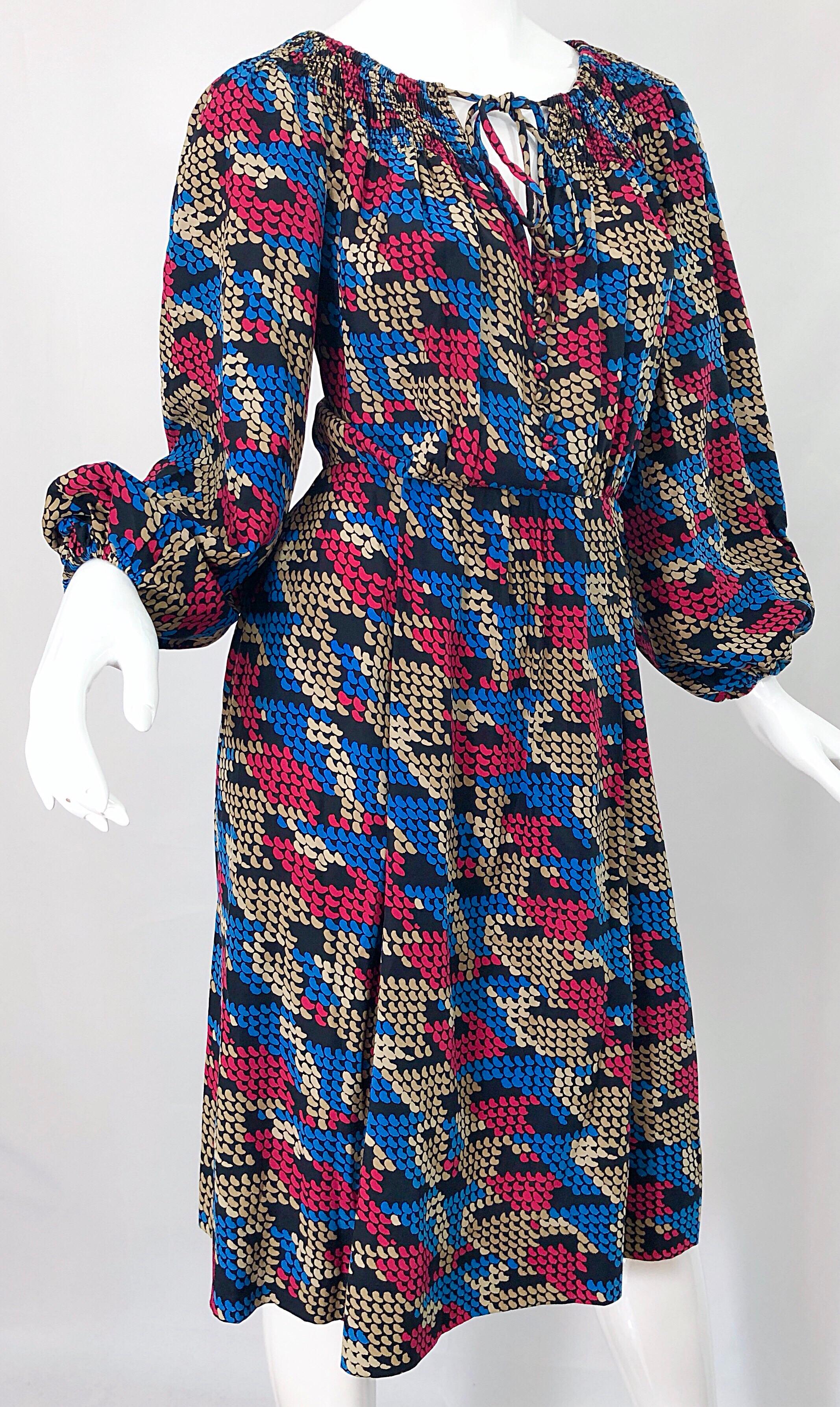 Givenchy Haute Couture 1970s Exaggerated Houndstooth Bishop Sleeve Vintage Dress For Sale 8