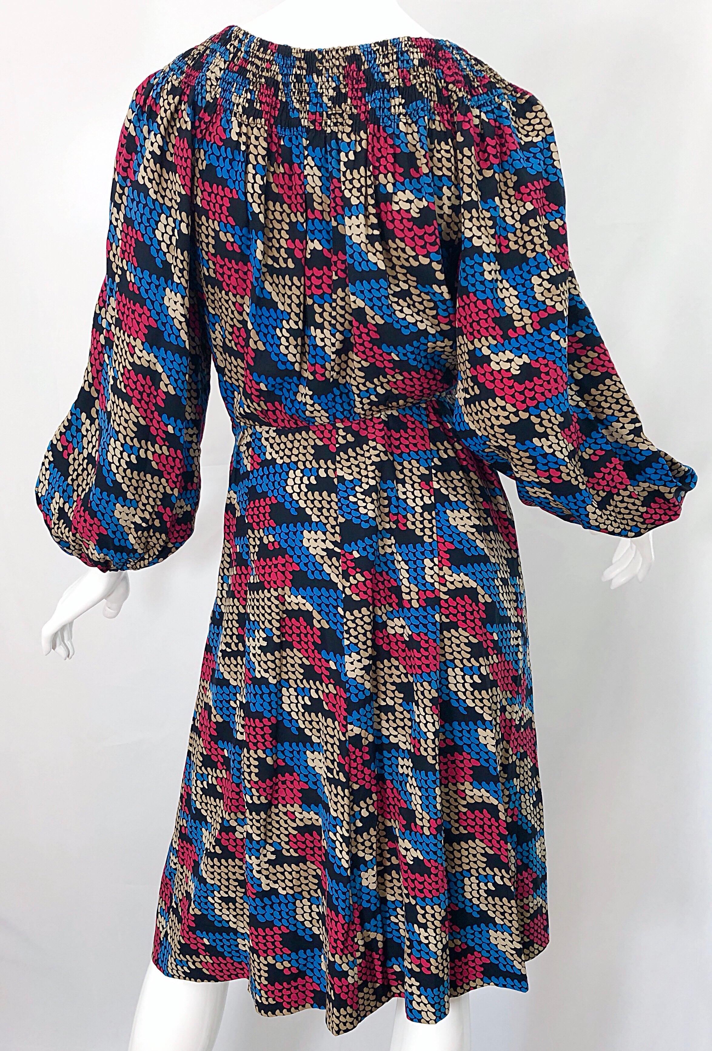 Givenchy - Robe vintage haute couture à manches bouffantes et pied-de-poule exagérées, années 1970 Pour femmes en vente