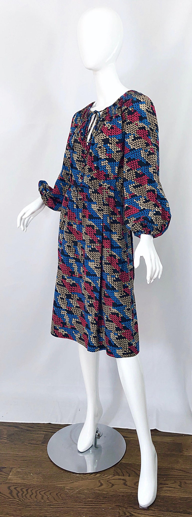 Givenchy Haute Couture 1970s Exaggerated Houndstooth Bishop Sleeve Vintage  Dress For Sale at 1stDibs