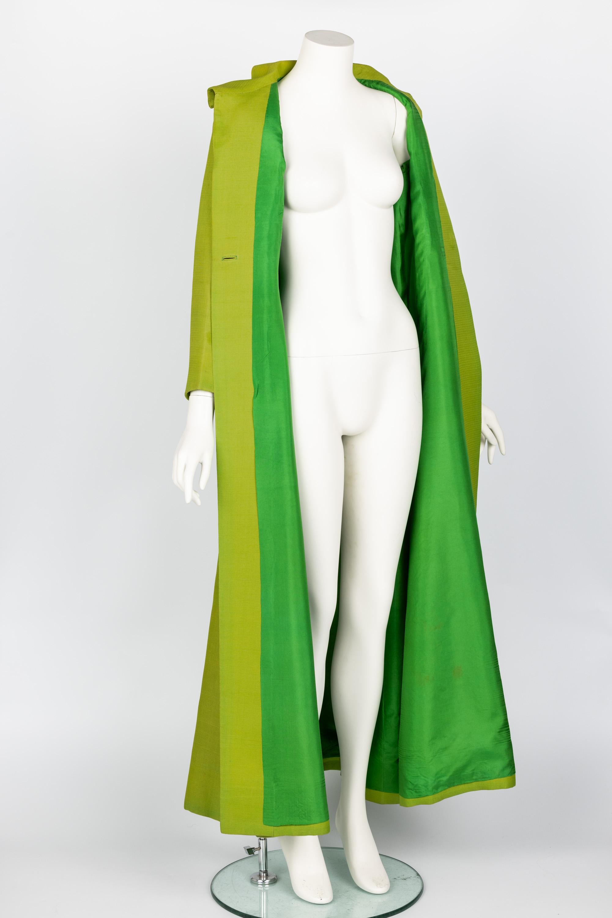 Givenchy Haute Couture 1971  Chartreuse Green Silk Evening Coat For Sale 7