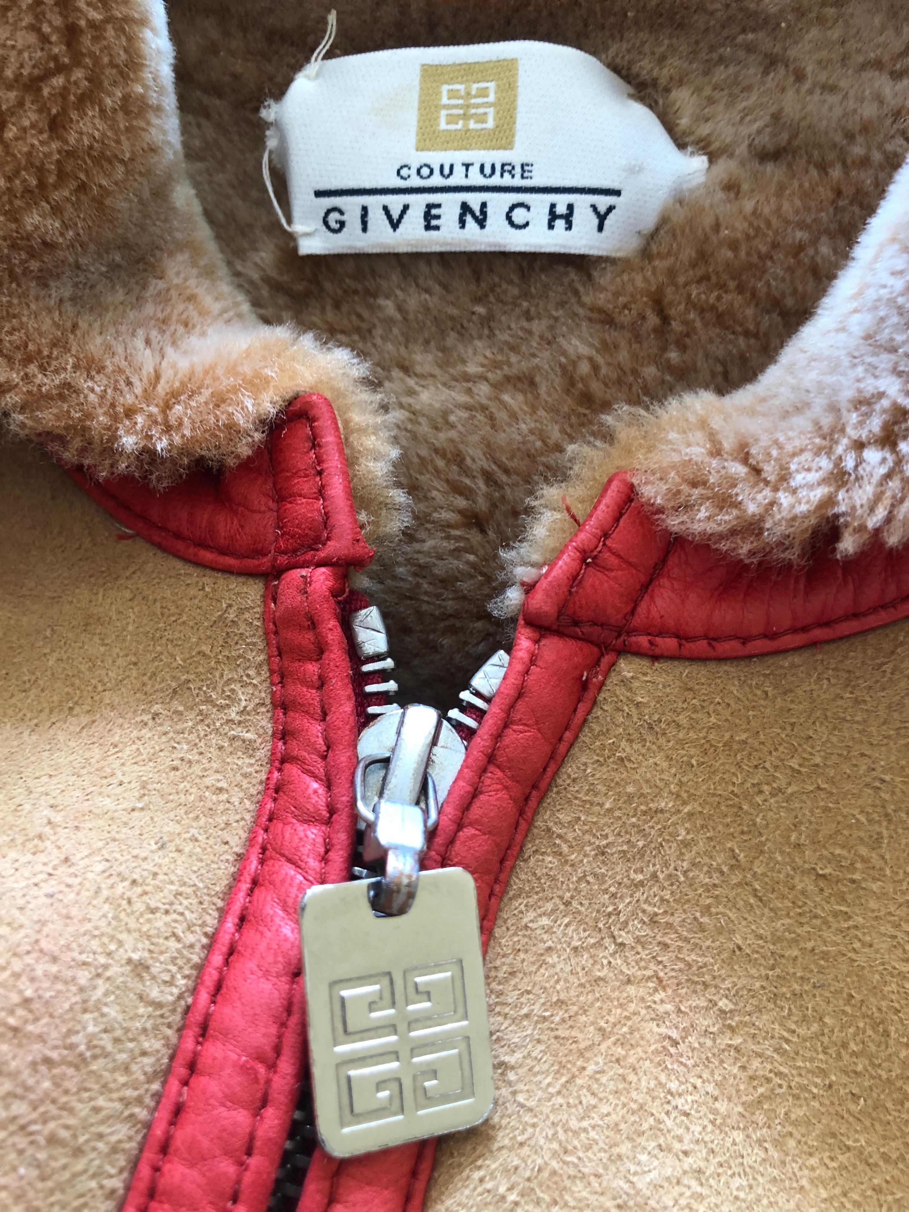 Givenchy Haute Couture A/W 1998 by Alexander McQueen Red Trim Shearling Jacket.
So elegant, early Alexander McQueen exhibits details he would revisit in his own future collections.
Haute couture, so no size tag
Bust 36