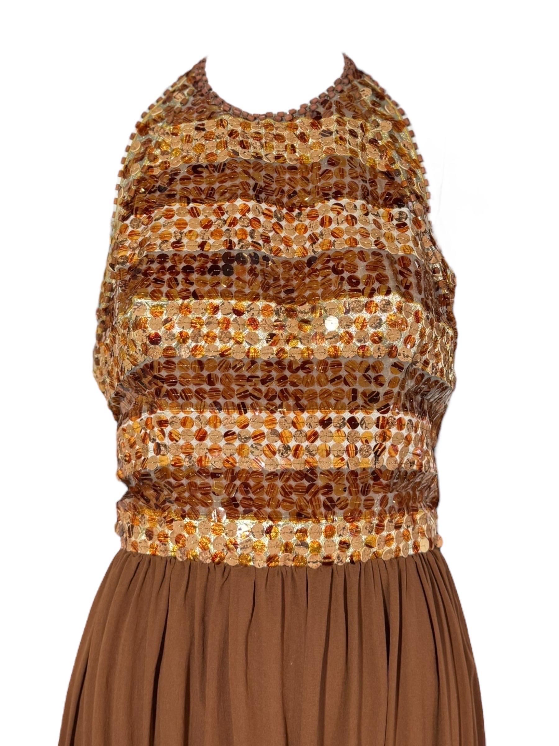 Abito da sera Givenchy Haute Couture in ambra-sequino (A.I.C. 1969-70) In condizioni ottime in vendita a Kingston, NY