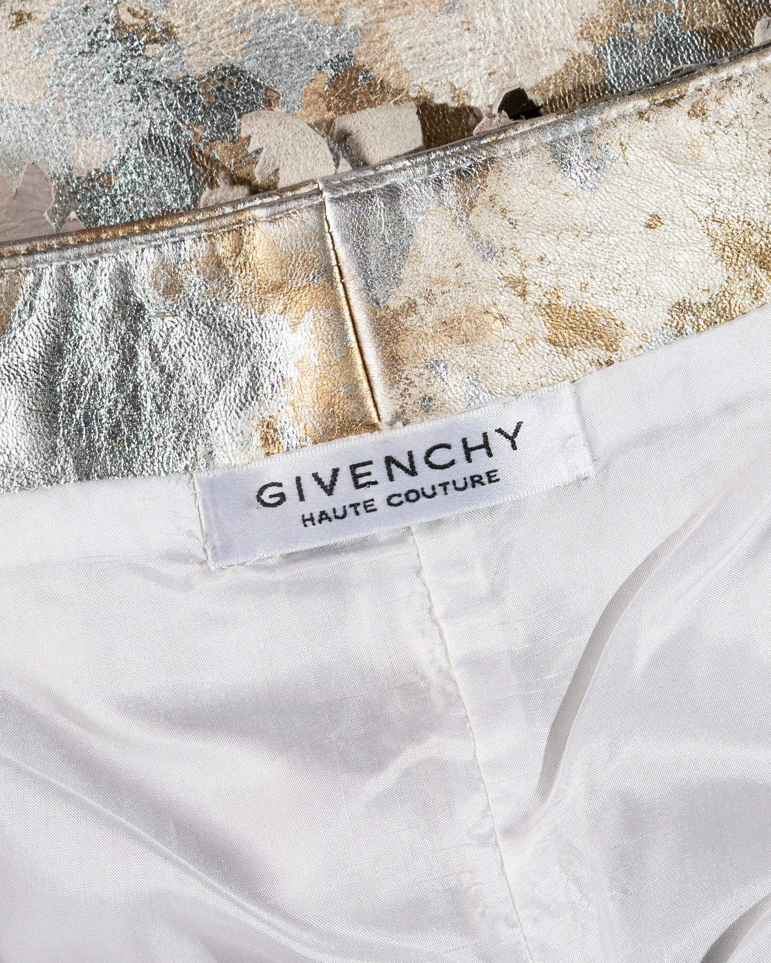 Pantalon en cuir métallique Givenchy Haute Couture par Alexander McQueen, A/H 2000 en vente 4