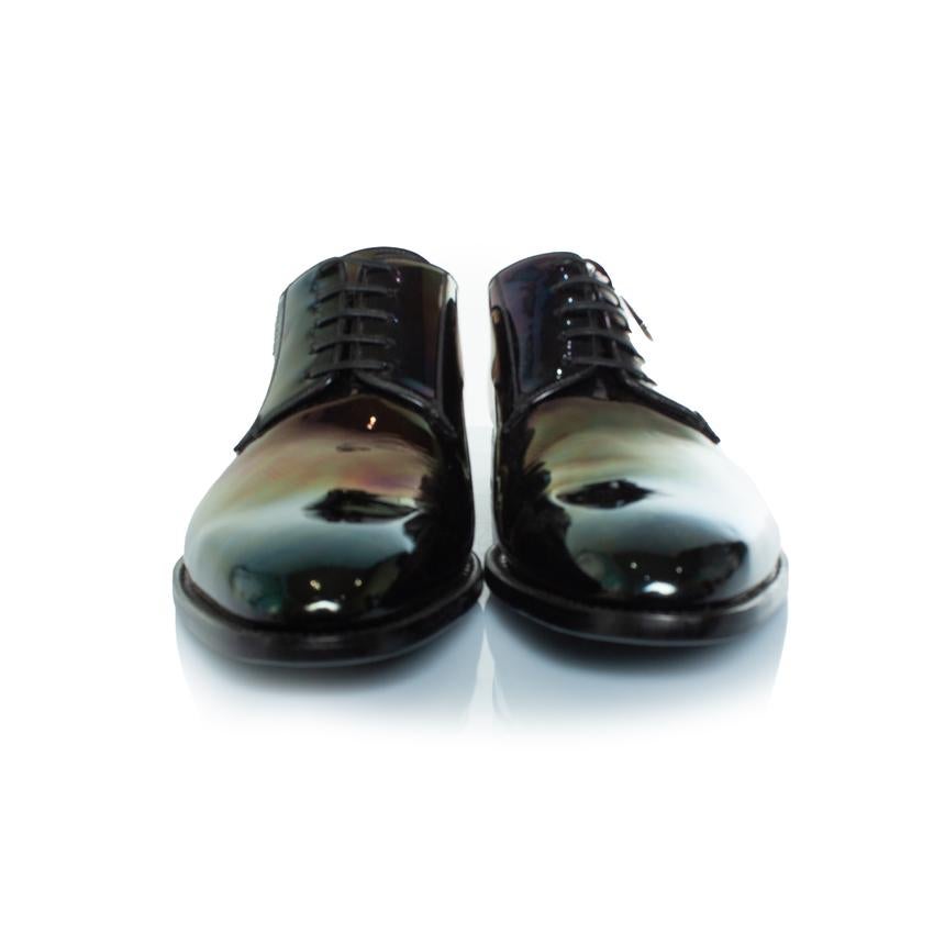 Givenchy, Derby de piel iridiscente Negro en venta