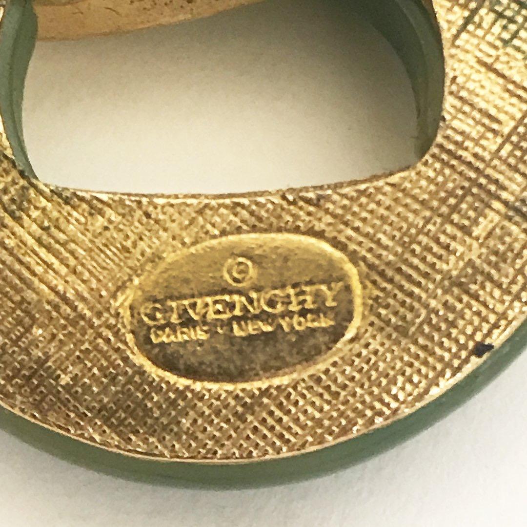 Givenchy Jade Choker Necklace In Good Condition In Los Angeles, CA