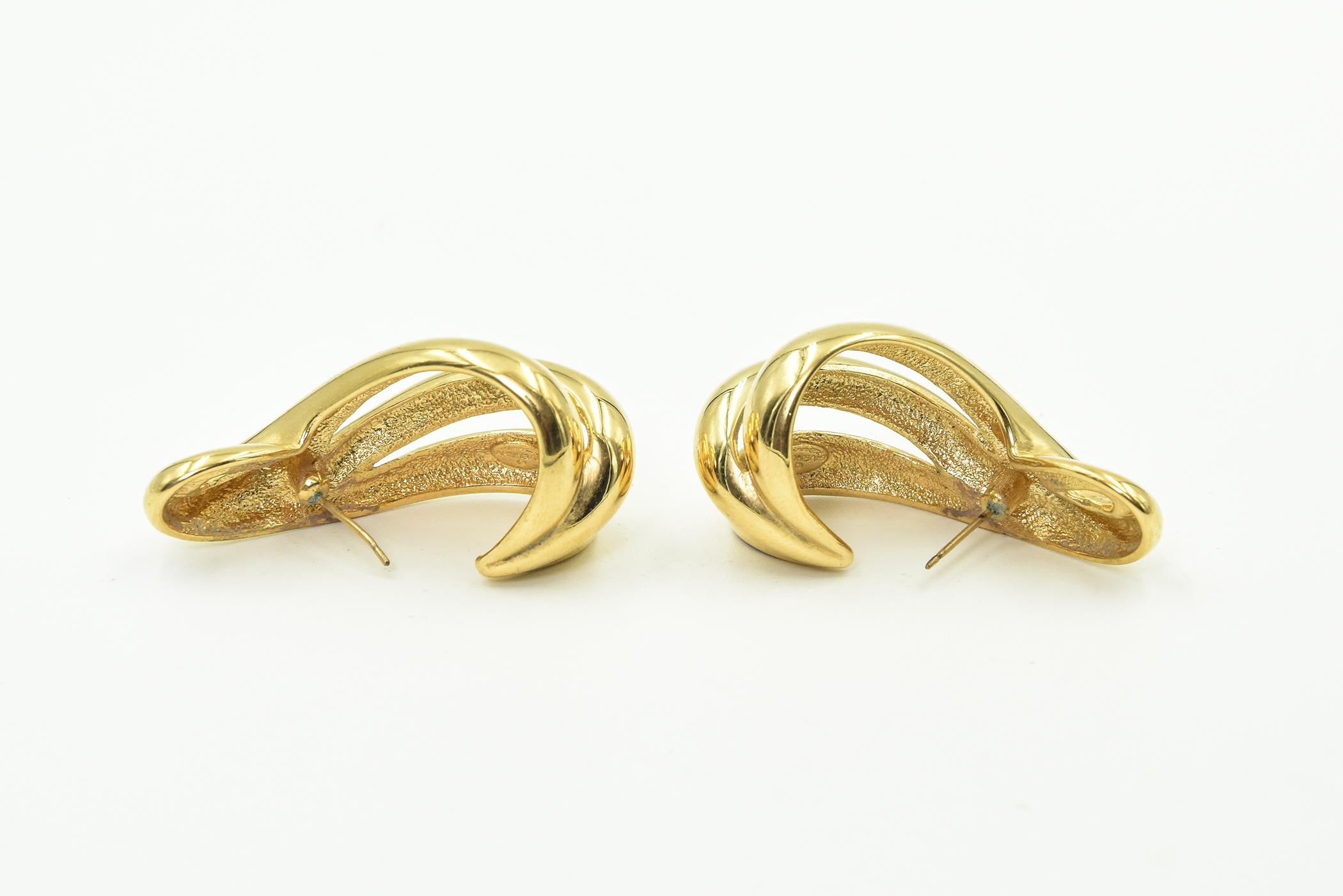 Givenchy Large Gold Toned Stylized Open Swirl Ribbon Hoop Earrings In Good Condition For Sale In Miami Beach, FL