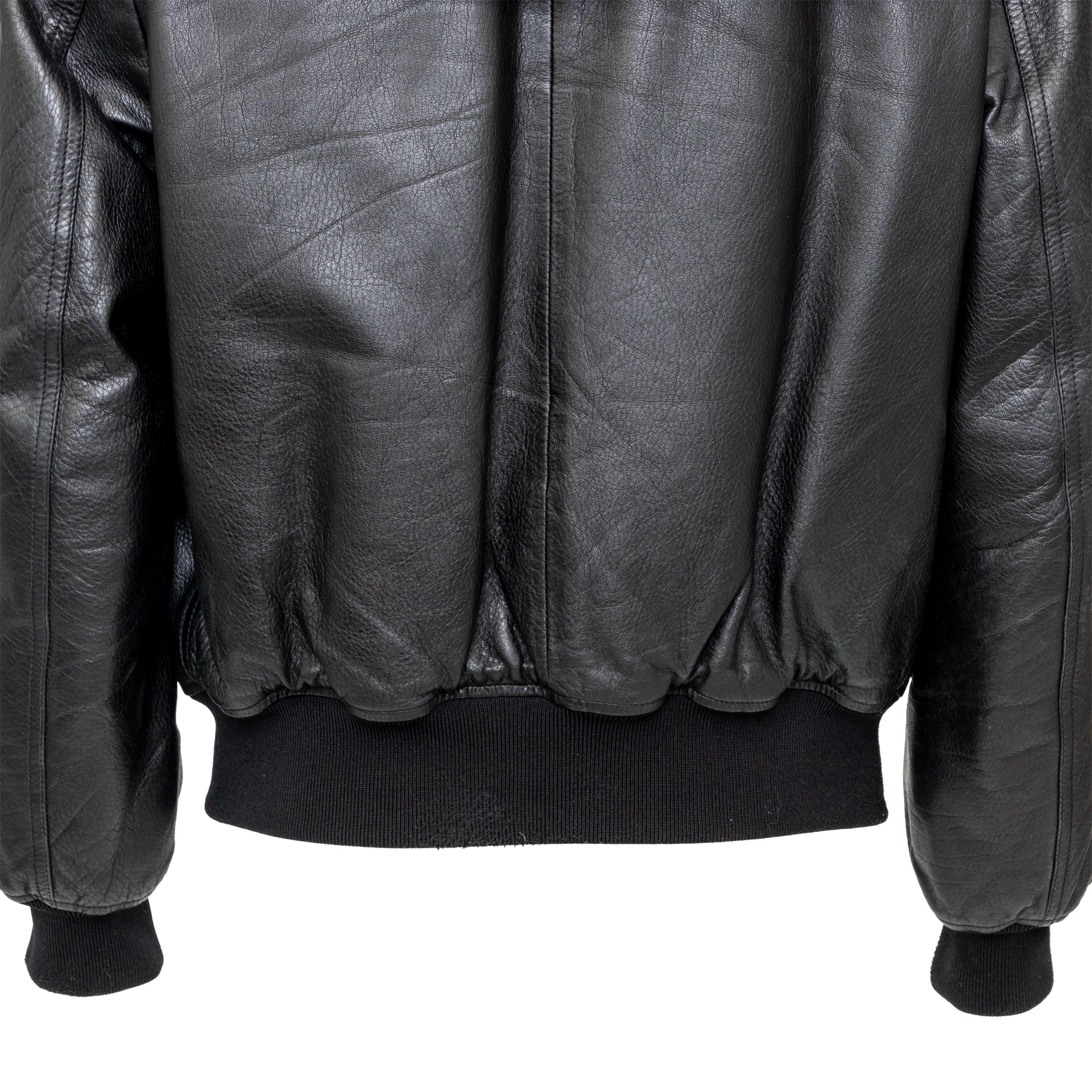 Blouson bombardier en cuir Givenchy - années 10 en vente 4