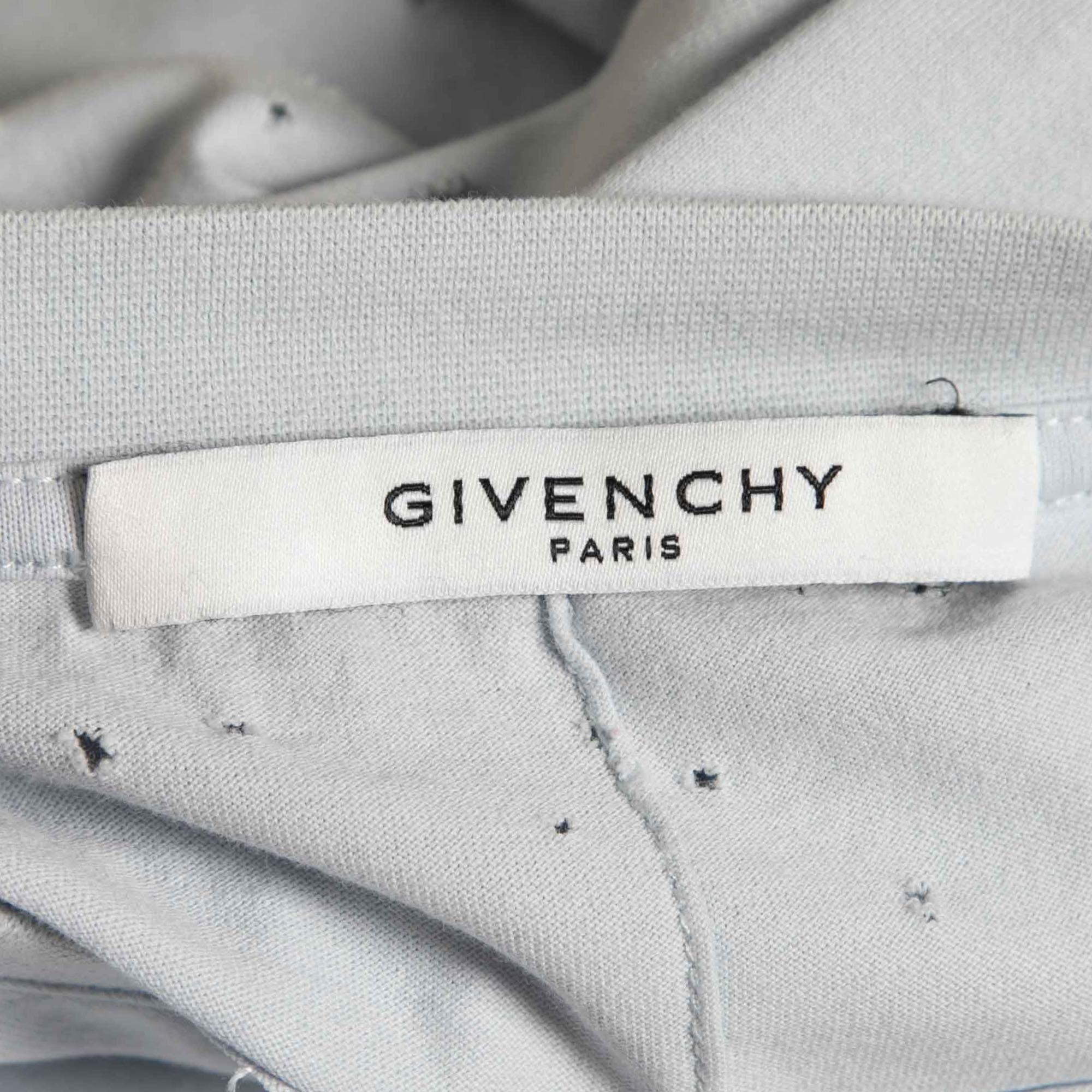 Givenchy Light Blue Logo Printed Cotton Distressed T-Shirt L In Good Condition In Dubai, Al Qouz 2