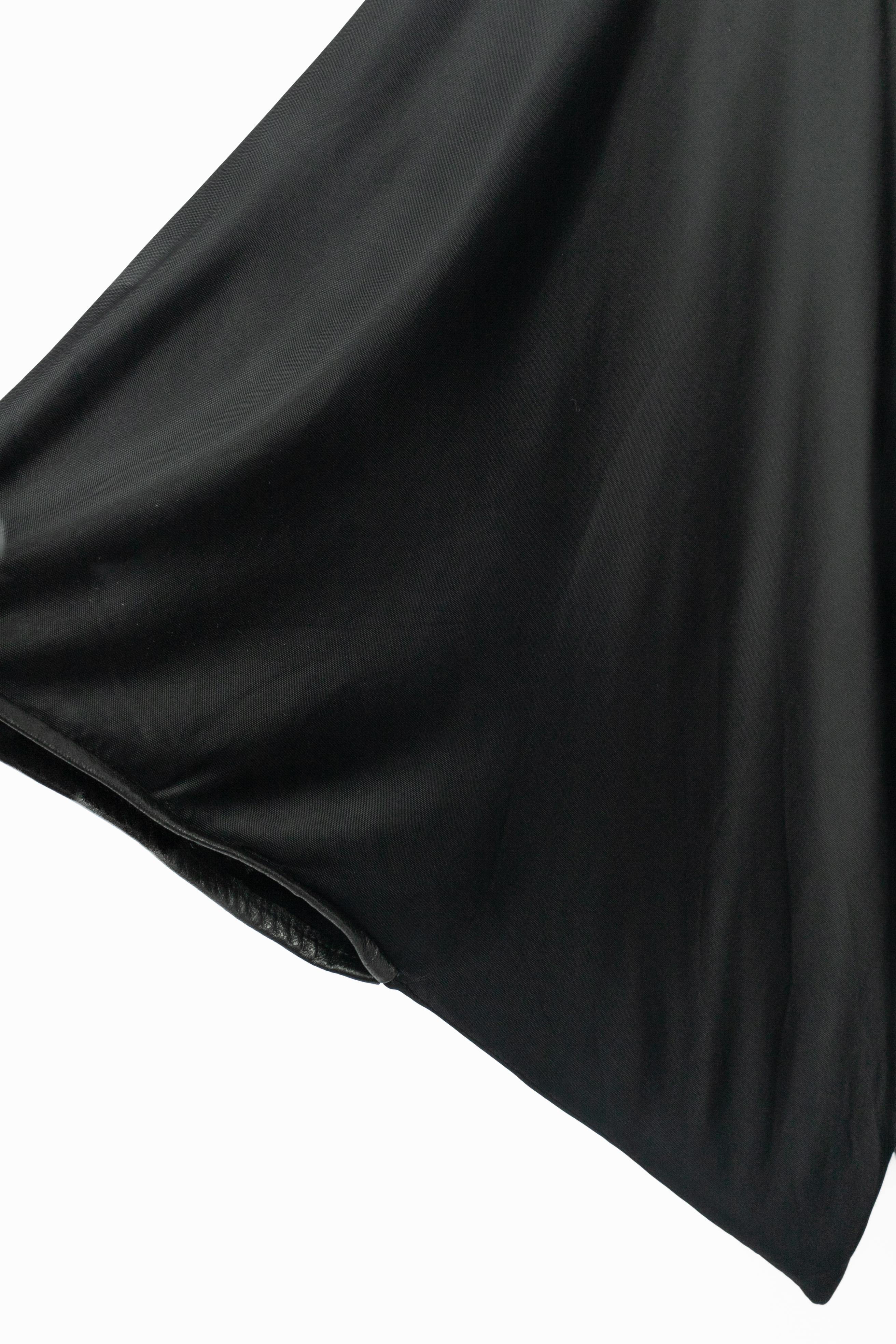 Givenchy Langes schwarzes Kleid im Angebot 1
